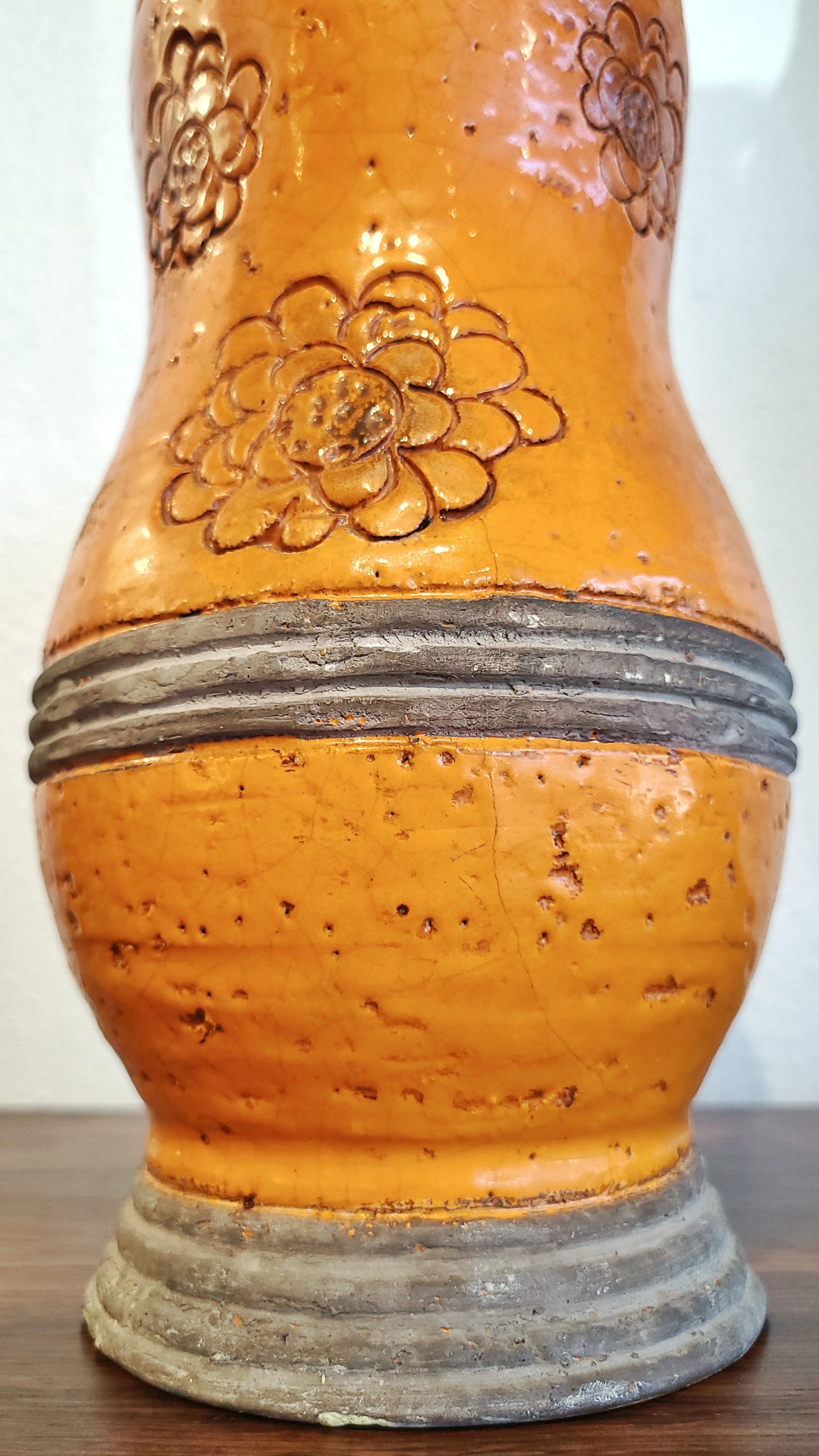 SHAPELY ORANGE BITOSSI VASE DESIGNED BY ALDO LONDI FOR RAYMOR