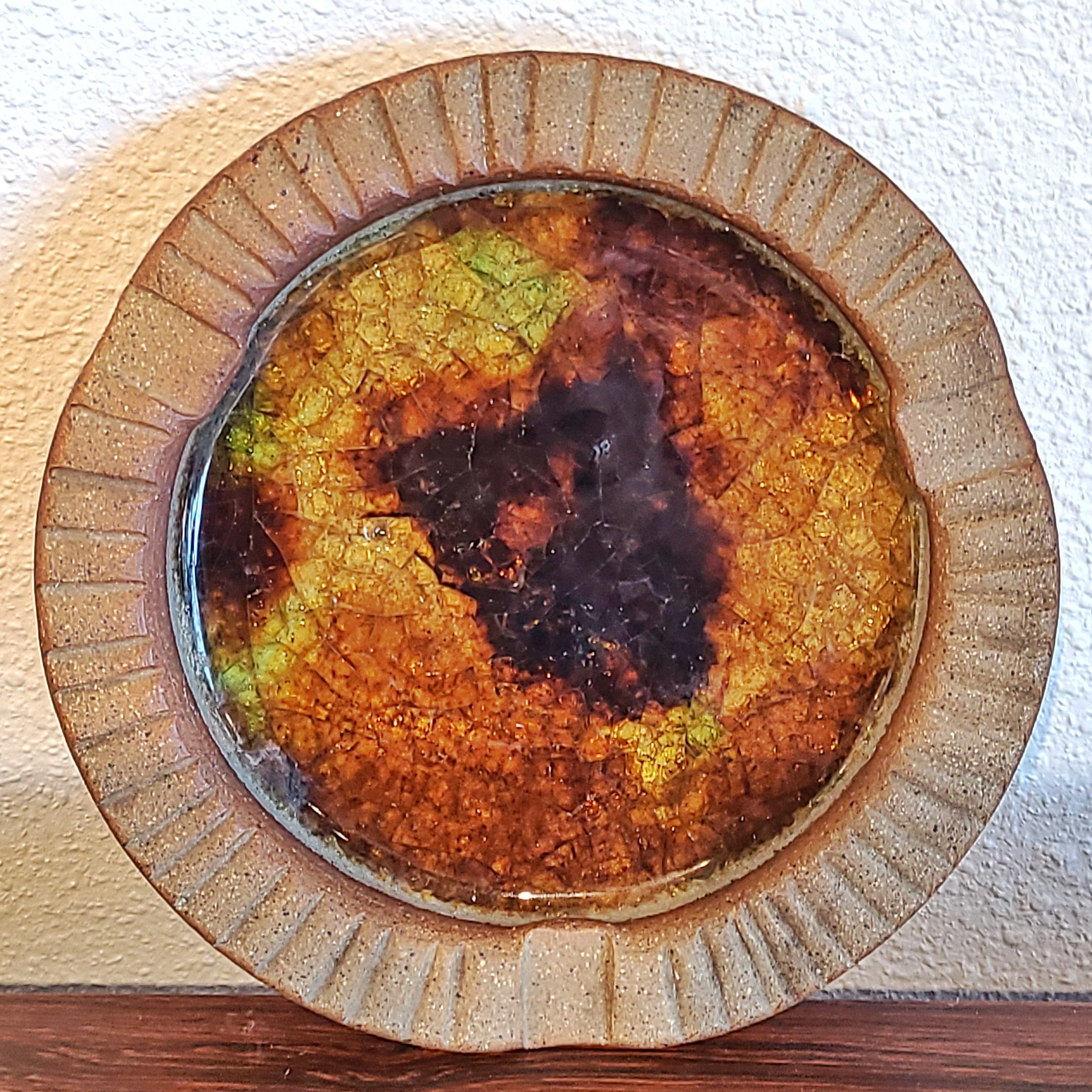 RICHARD PEELER STONEWARE ASHTRAY/BOWL WITH FUSED CRACKED GLASS