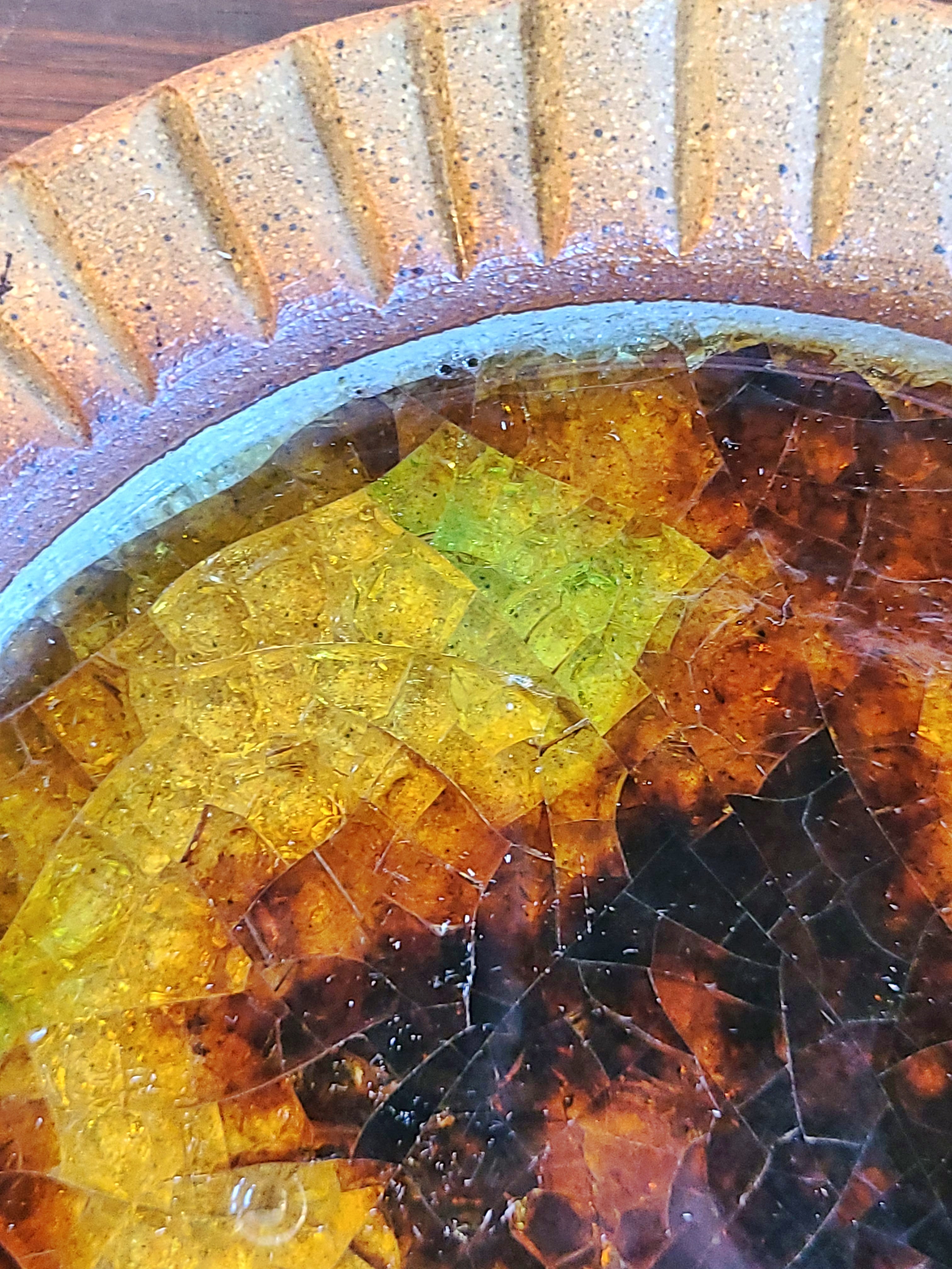 RICHARD PEELER STONEWARE ASHTRAY/BOWL WITH FUSED CRACKED GLASS
