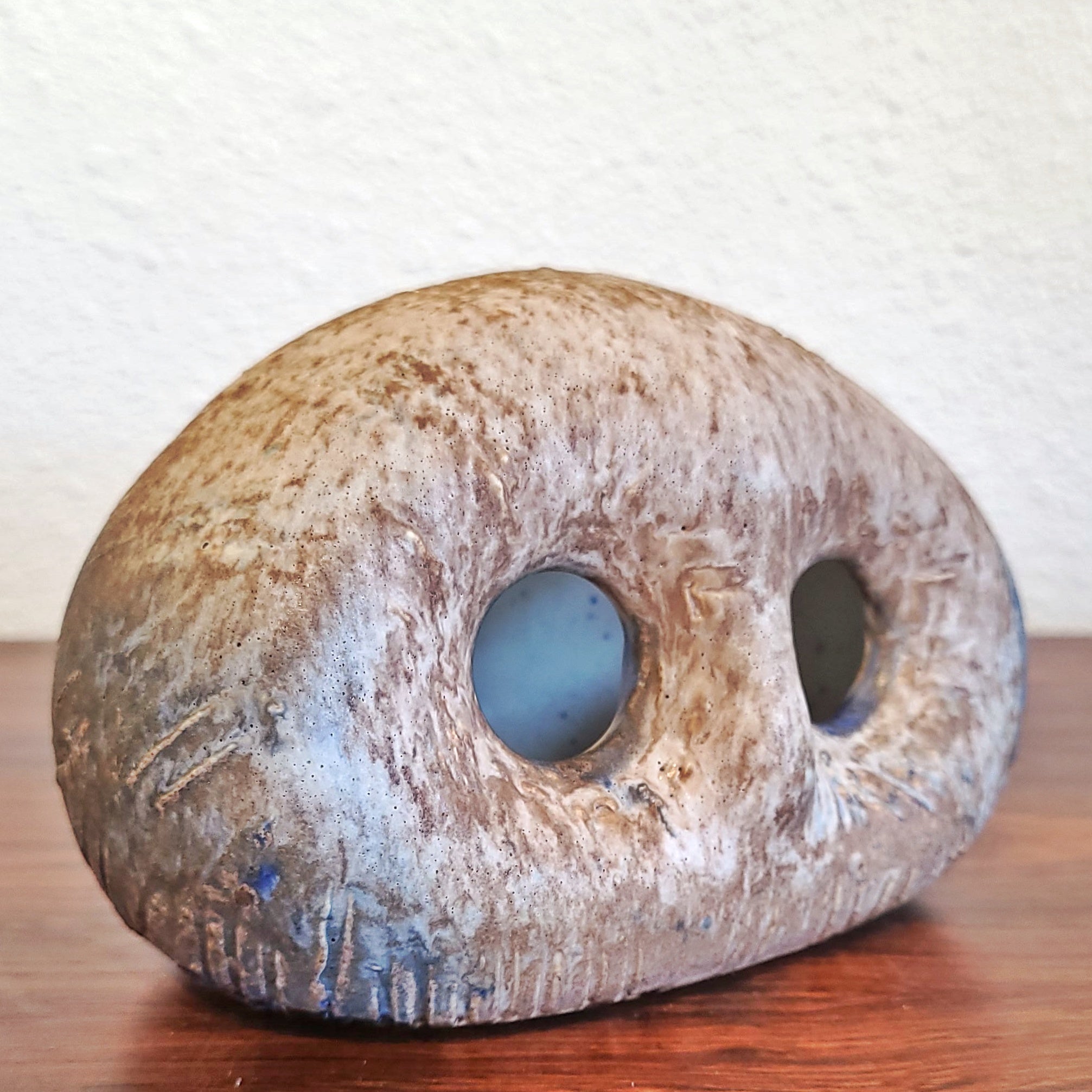 McCARTY STUDIO POTTERY OWL (SIGNED)