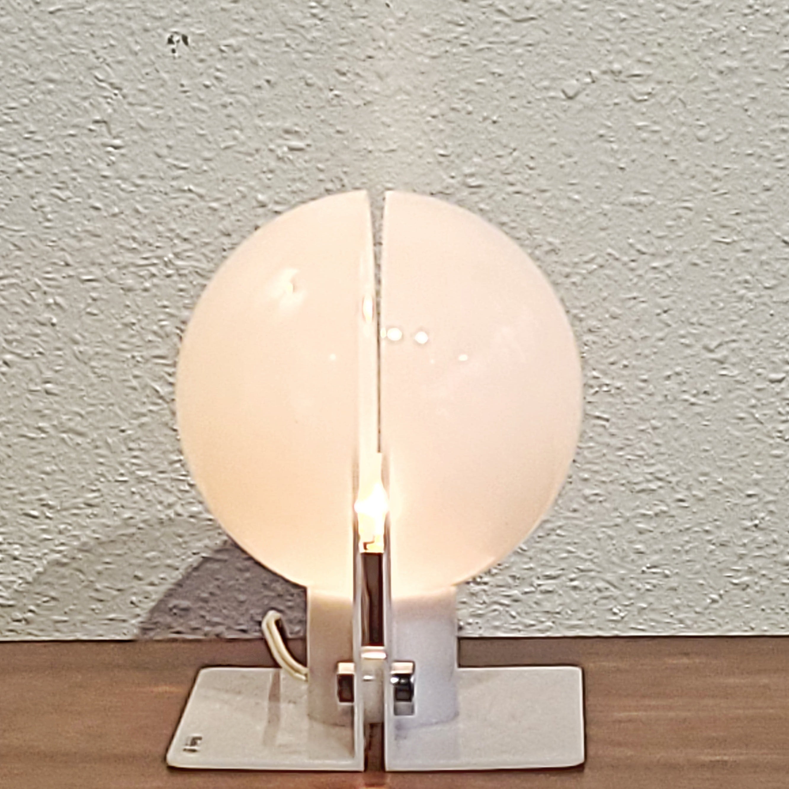 ‘SIRIO’ TABLE/WALL LAMP BY SERGIO BRAZZOLI & ERMANNO LAMPA FOR GUZZINI (ITALY)