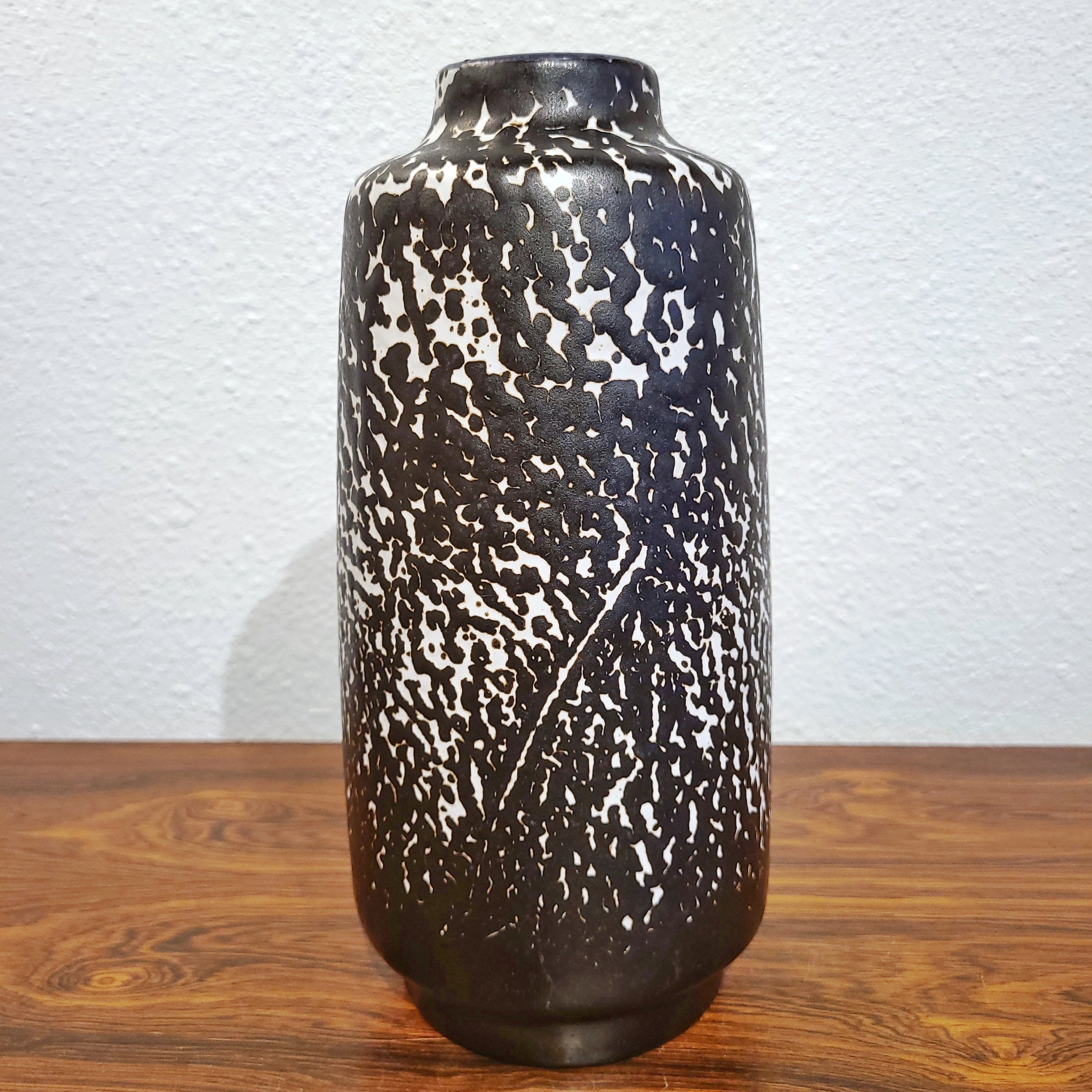 VEB HALDENSLEBEN SPECKLED VASE Nr. 3045 A (GDR)