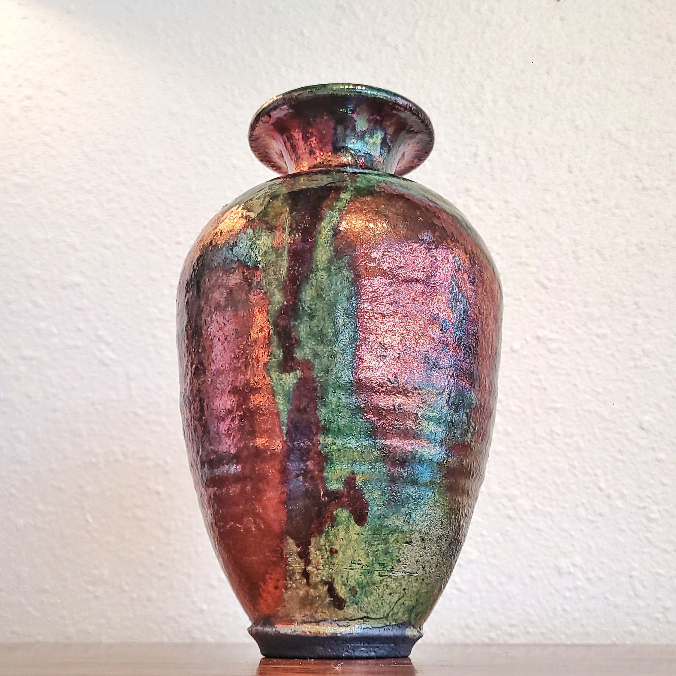 SIGNED IRIDESCENT RAKU-FIRED VASE (NOT WATERTIGHT)