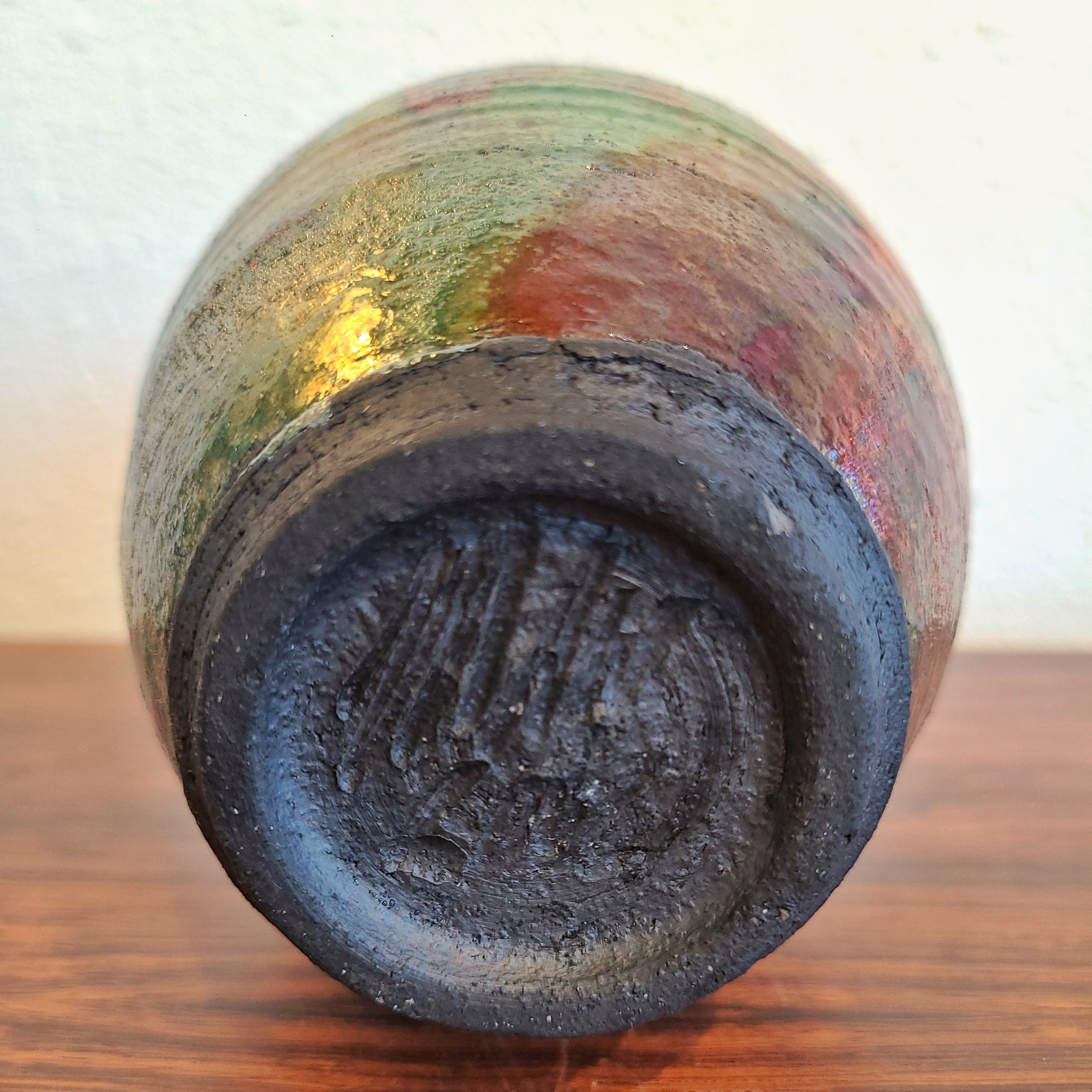 SIGNED IRIDESCENT RAKU-FIRED VASE (NOT WATERTIGHT)