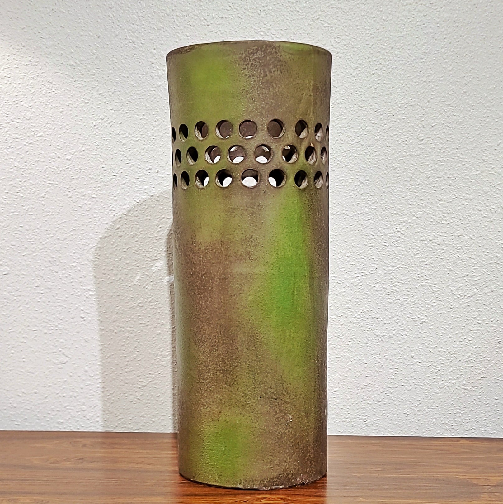 LARGE BITOSSI ‘ETRUSCAN’ DÉCOR CYLINDER FLOOR VASE/UMBRELLA STAND