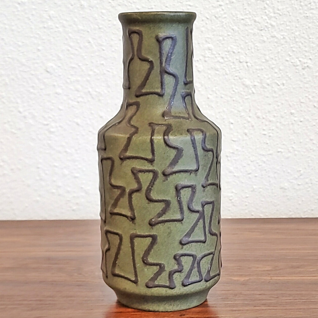 ILKRA VASE Nr. 1008/20 WITH MEANDERING DECOR