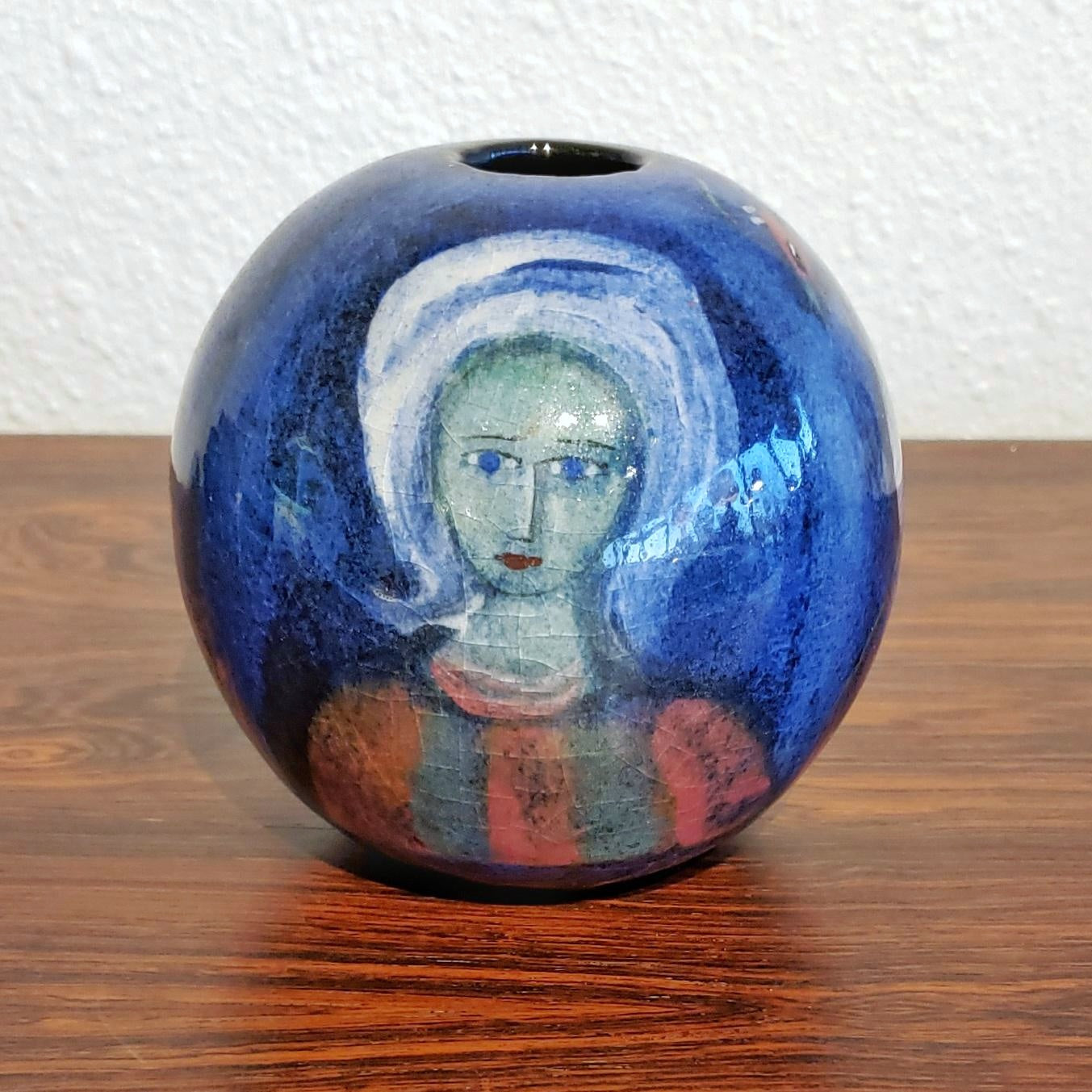 POLIA PILLIN BALL VASE