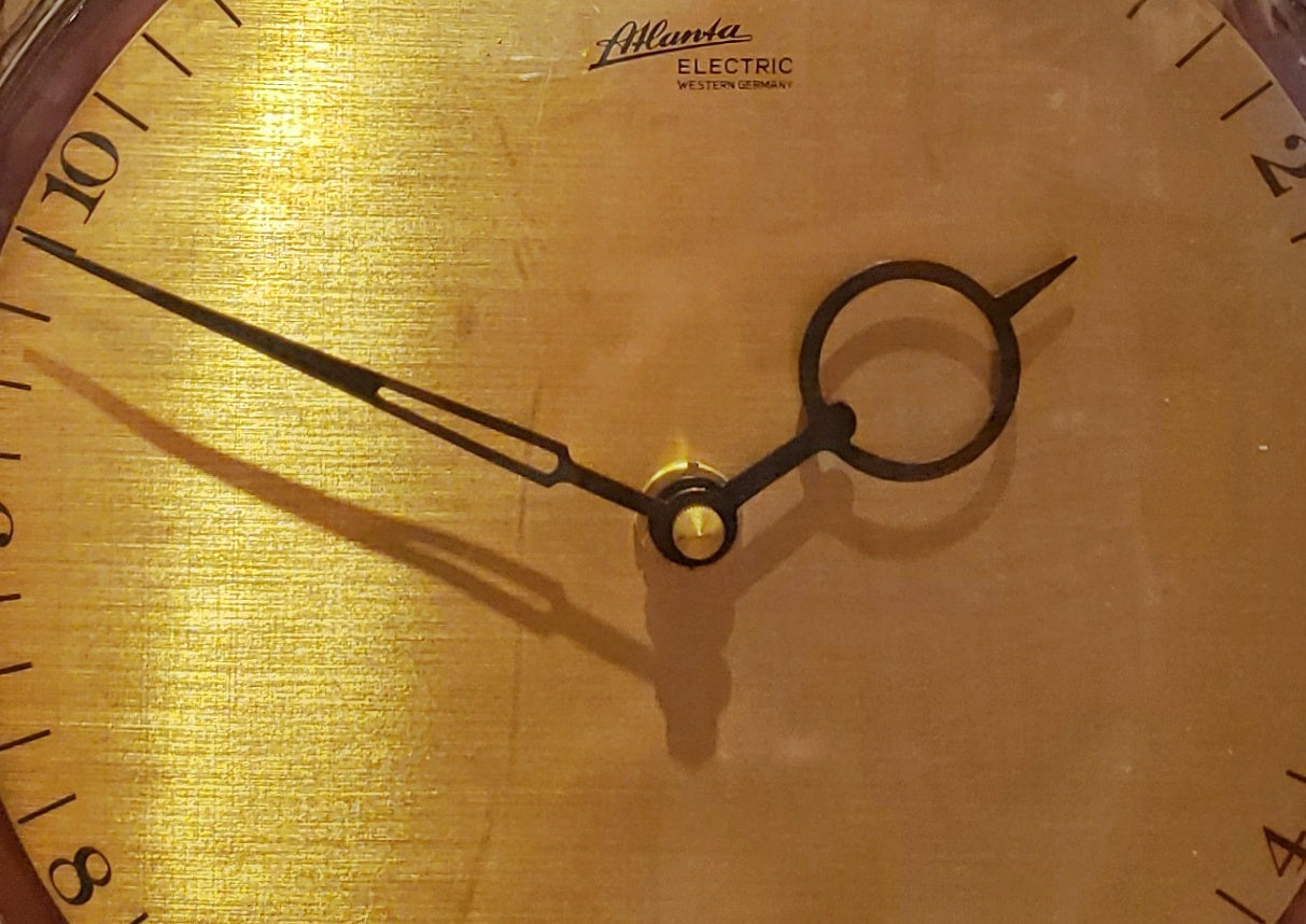 ATLANTA ELECTRIC WALL CLOCK