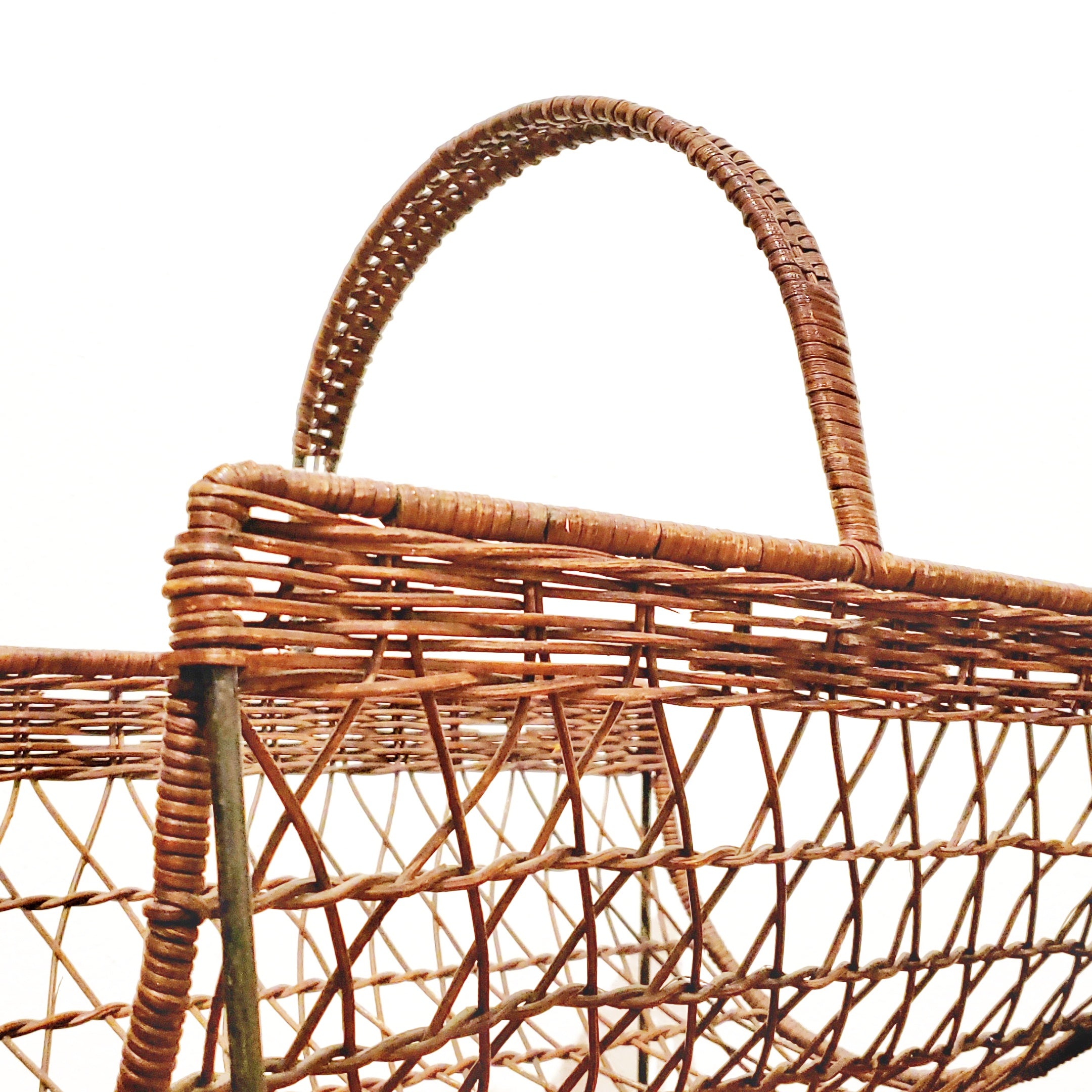 1950s WICKER MAGAZINE CADDY (ITALIAN)