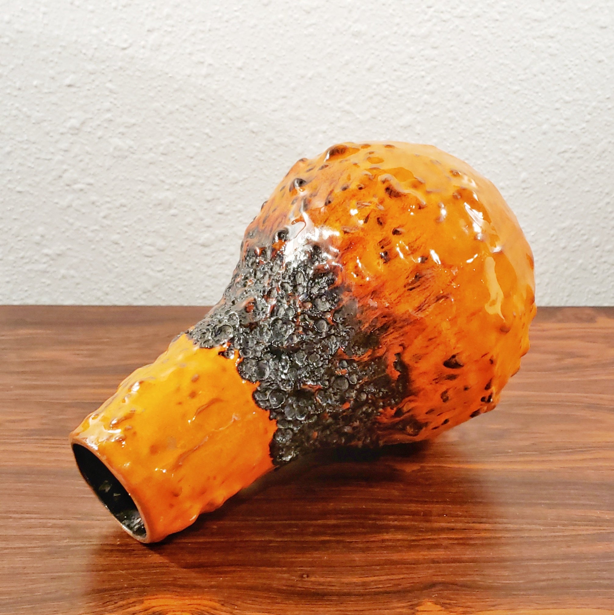 KREUTZ KERAMIK ORANGE/BLACK FAT-LAVA JUG VASE 201 (23.5 cm)