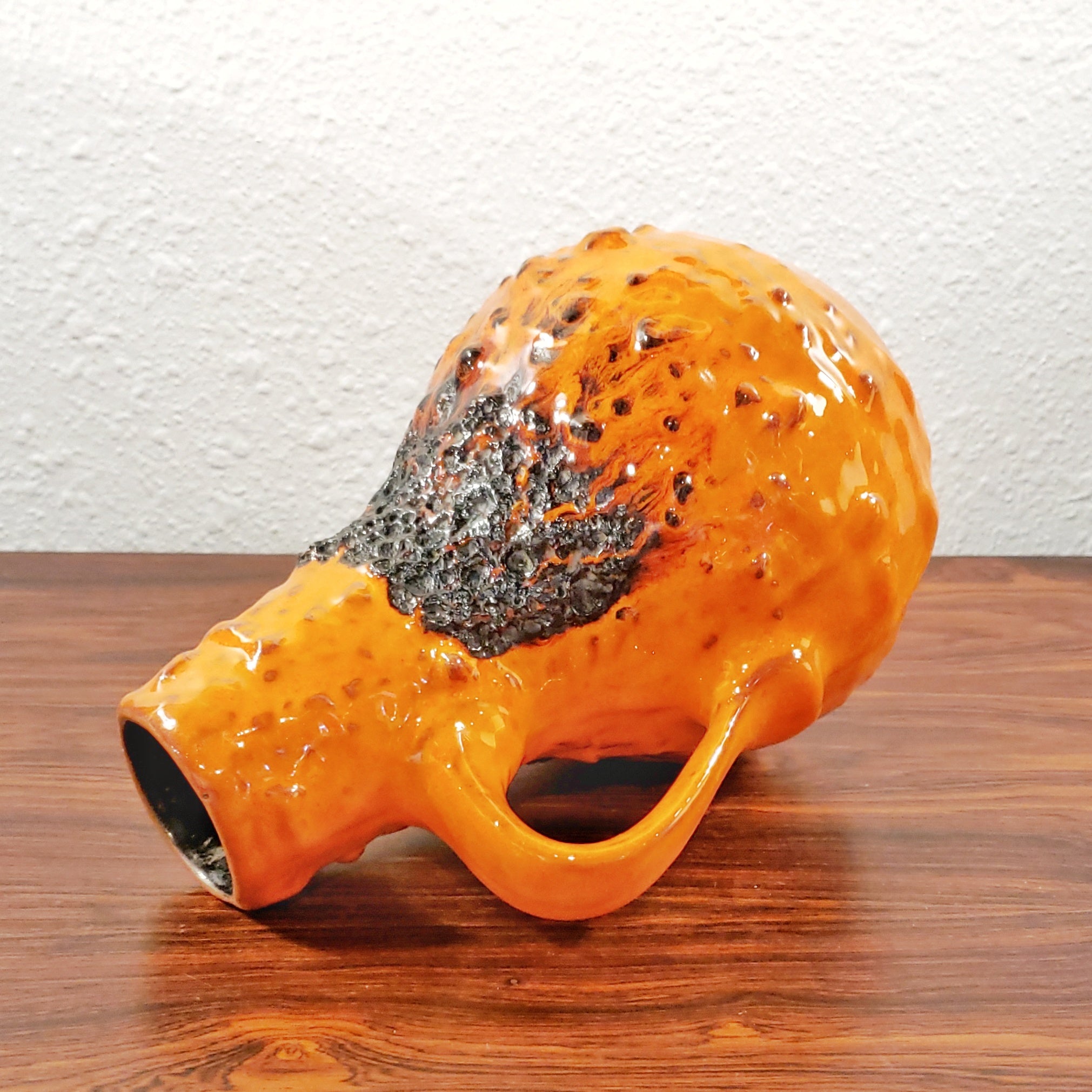 KREUTZ KERAMIK ORANGE/BLACK FAT-LAVA JUG VASE 201 (23.5 cm)