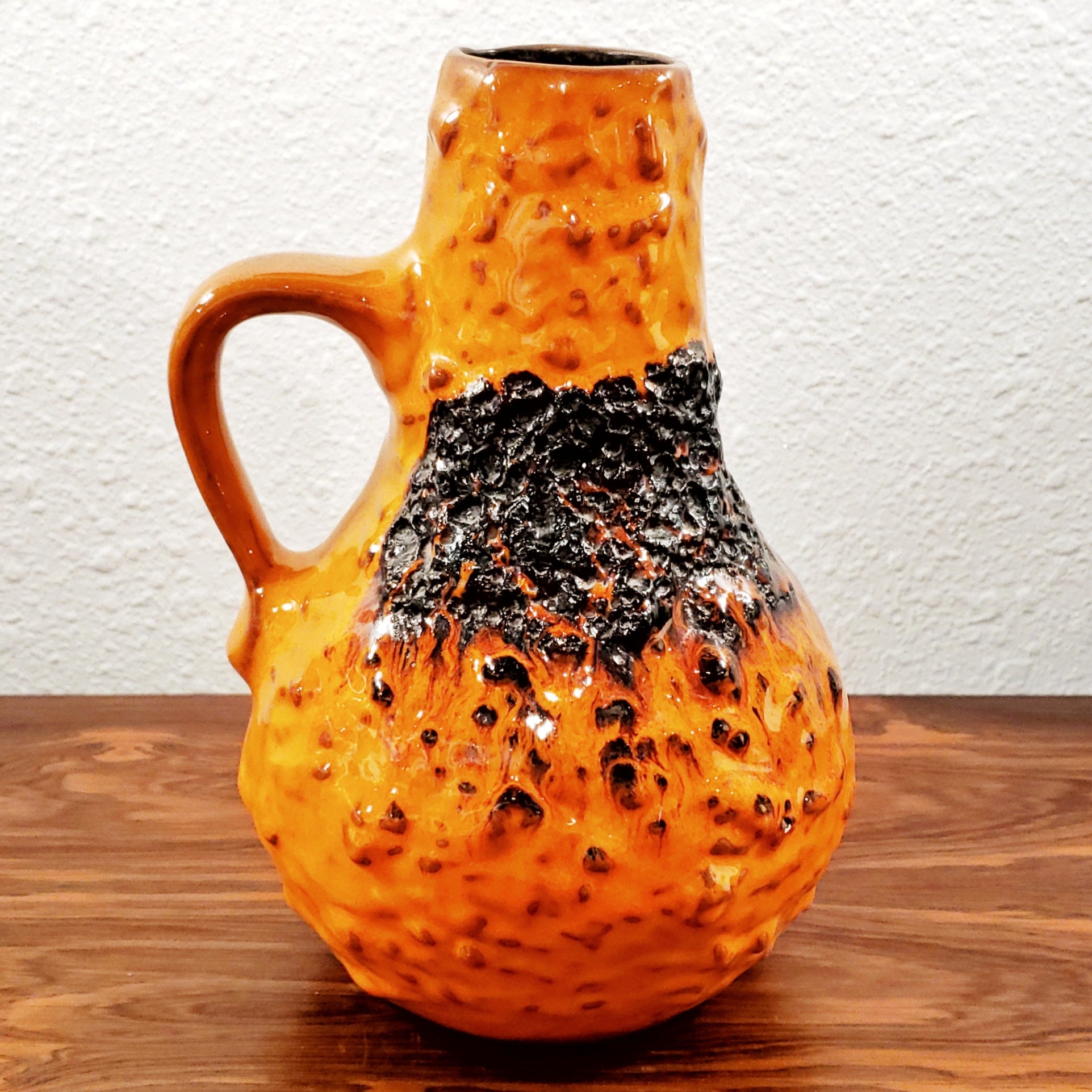 KREUTZ KERAMIK ORANGE/BLACK FAT-LAVA JUG VASE 201 (23.5 cm)