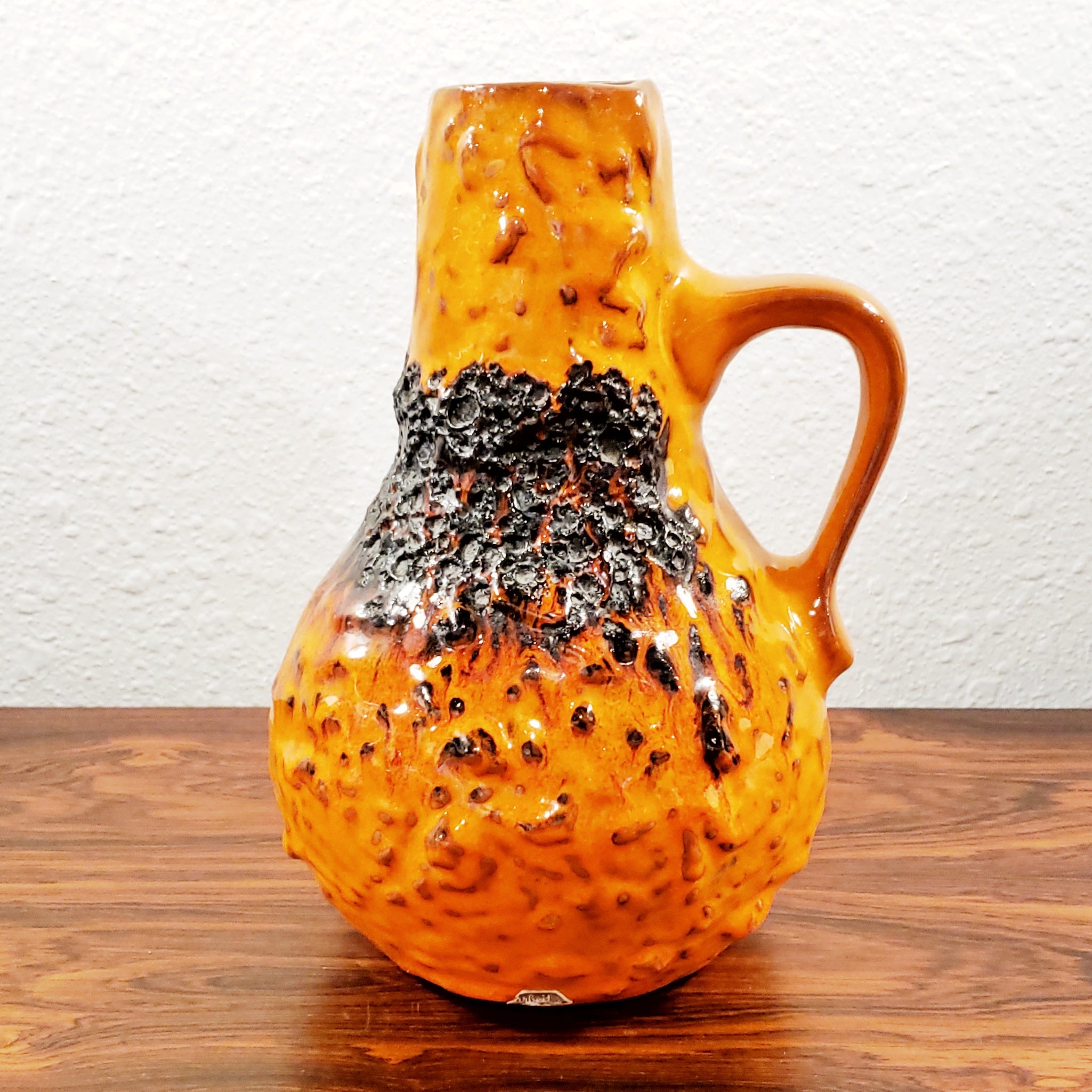 KREUTZ KERAMIK ORANGE/BLACK FAT-LAVA JUG VASE 201 (23.5 cm)