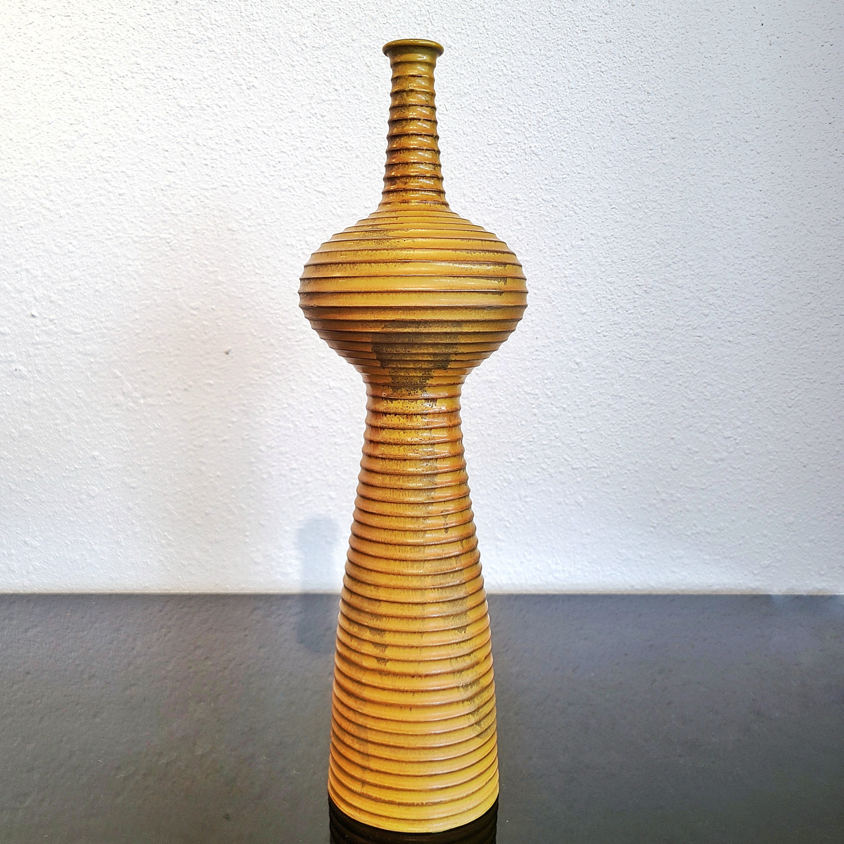CONICAL VASE WITH BULB AND HORIZONTAL RIDGES BY ALVINO BAGNI