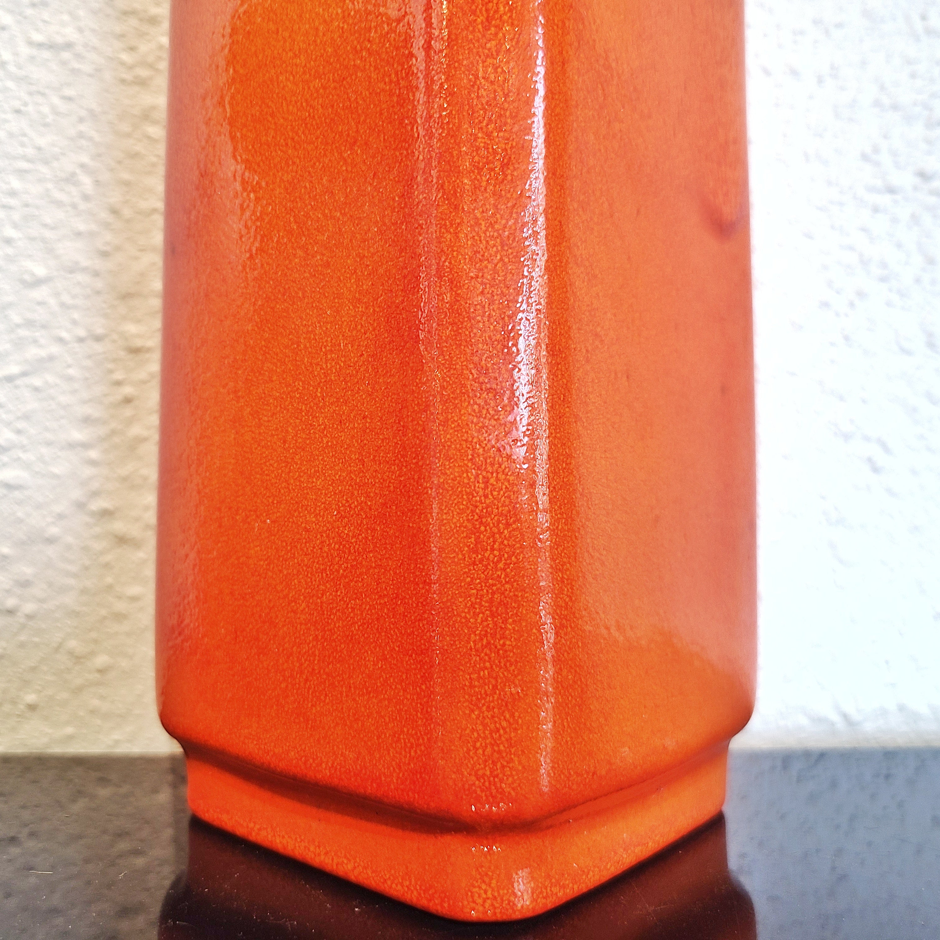 PERSIMMON-ORANGE Ü-KERAMIK FAT LAVA VASE Nr. 1438/30