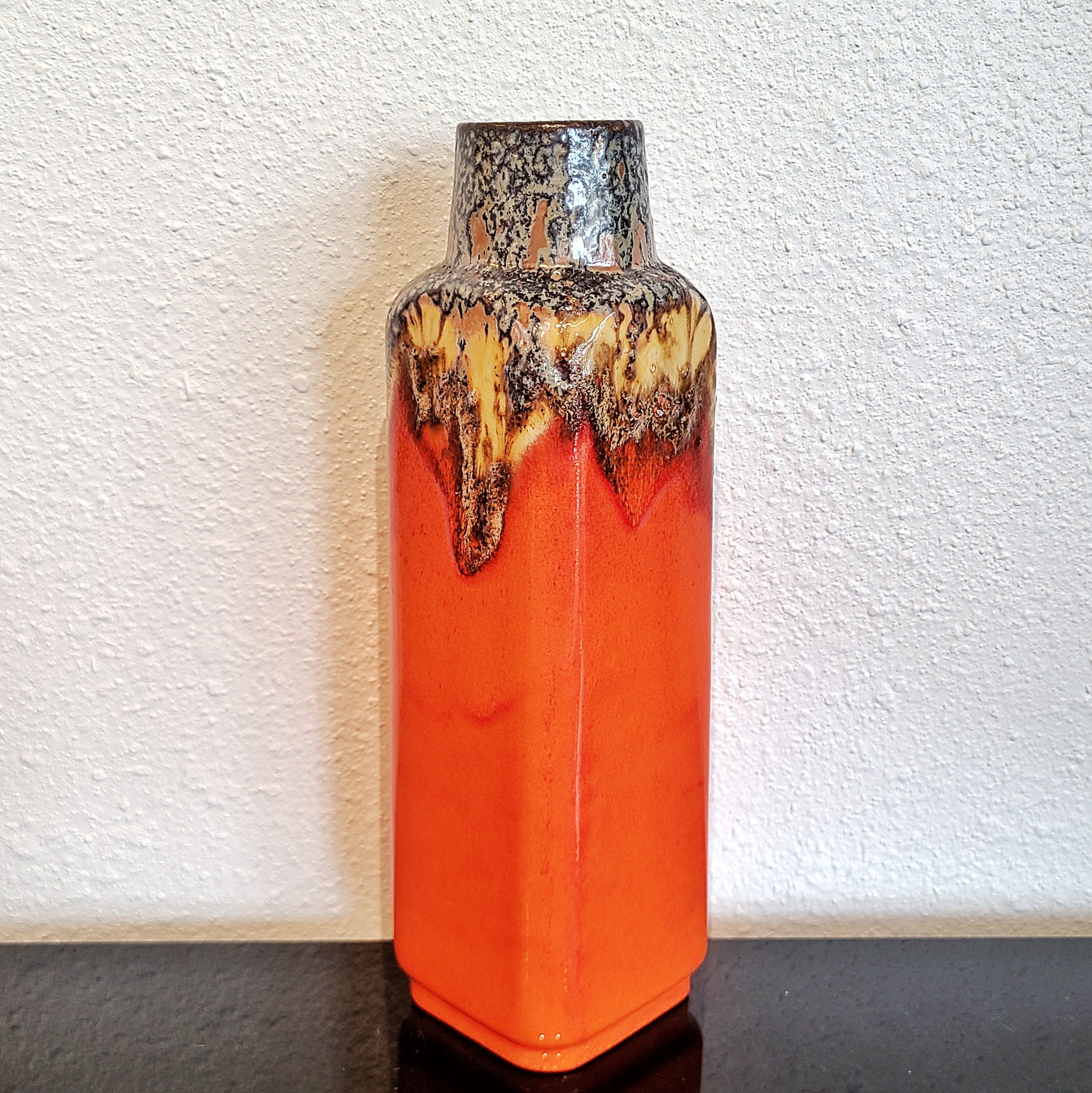 PERSIMMON-ORANGE Ü-KERAMIK FAT LAVA VASE Nr. 1438/30