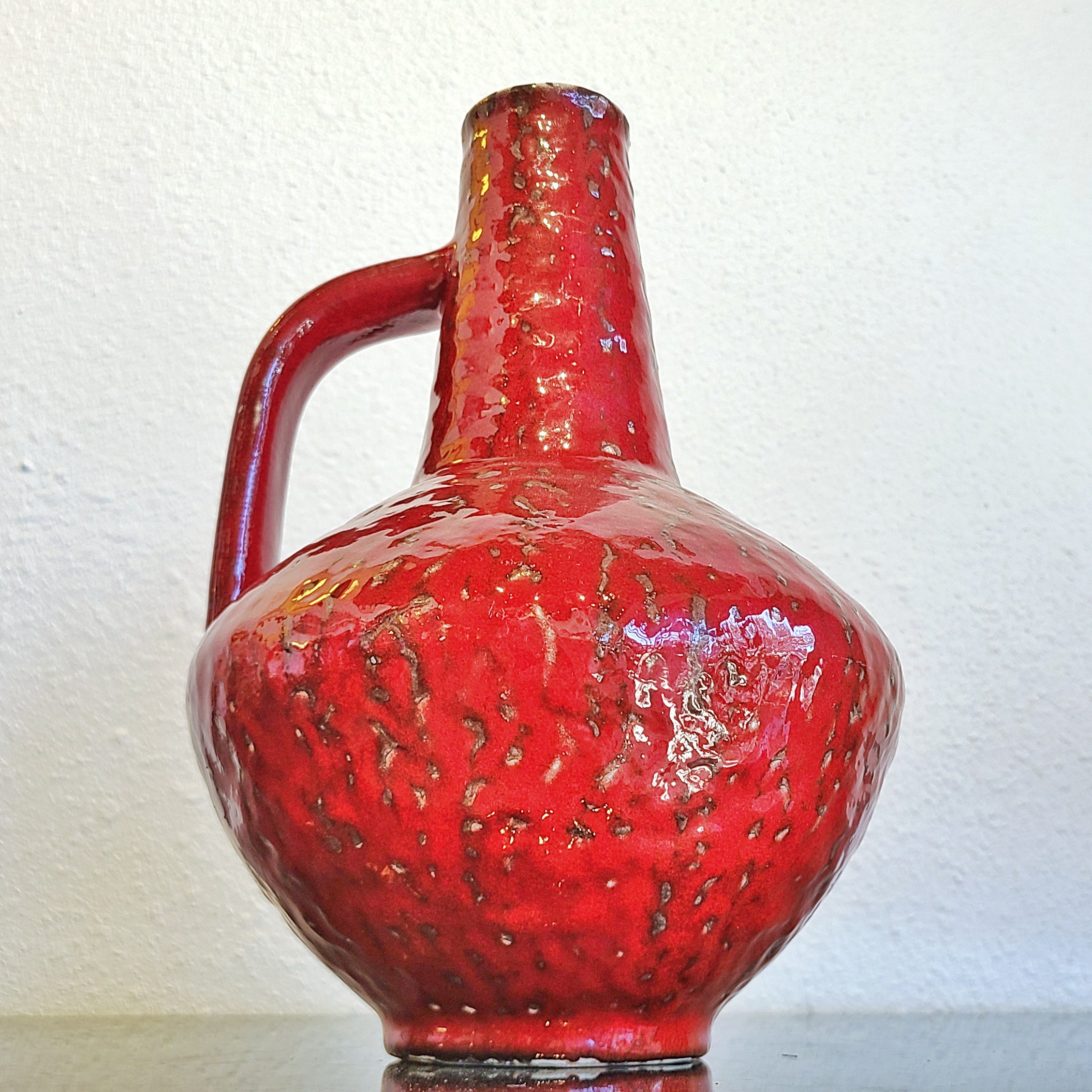 CARSTENS RED ATELIER SERIES JUG VASE Nr. 201