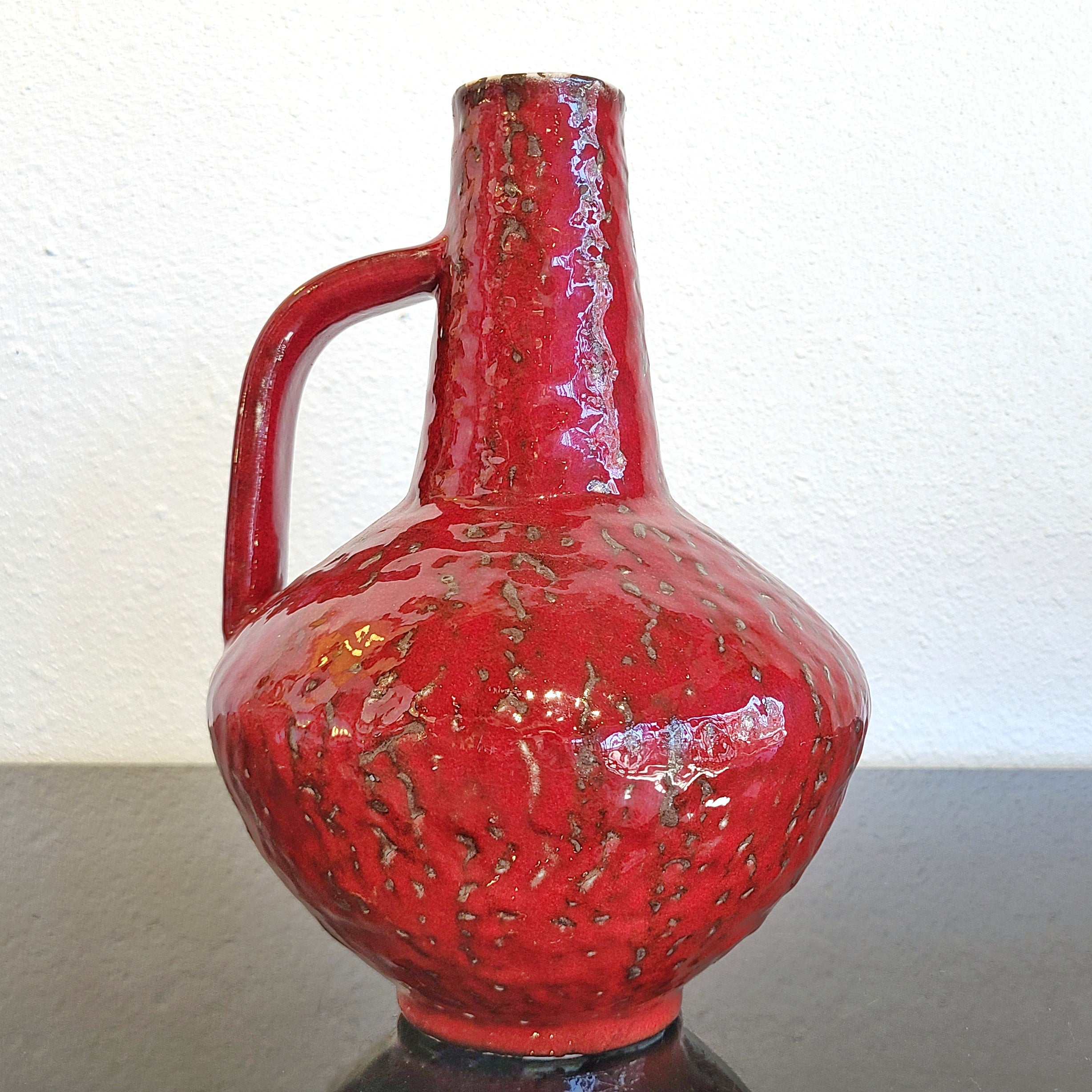 CARSTENS RED ATELIER SERIES JUG VASE Nr. 201