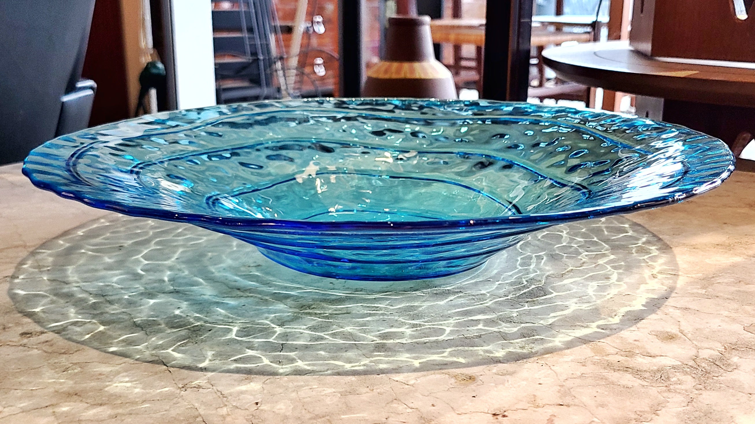 LARGE ART GLASS BOWL WITH WAVY CONCENTRIC RINGS