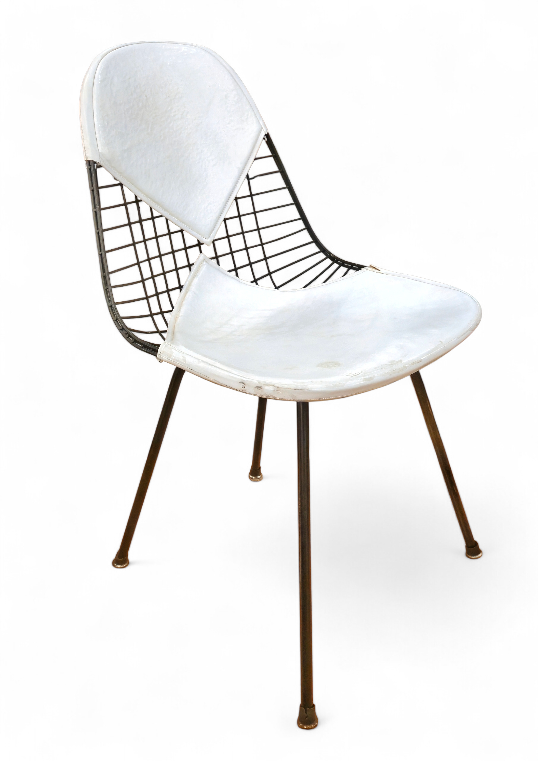 FIRST GENERATION EAMES DKX WIRE CHAIR WITH WHITE BIKINI PAD (1951-1954)
