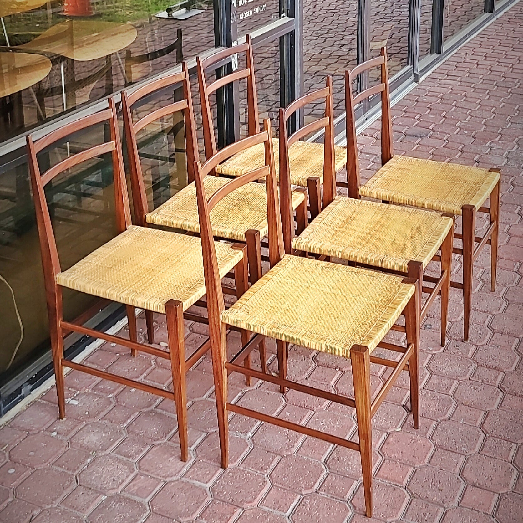 SET OF 6 TEAK ITALIAN DINING CHAIRS AFTER GIO PONTI