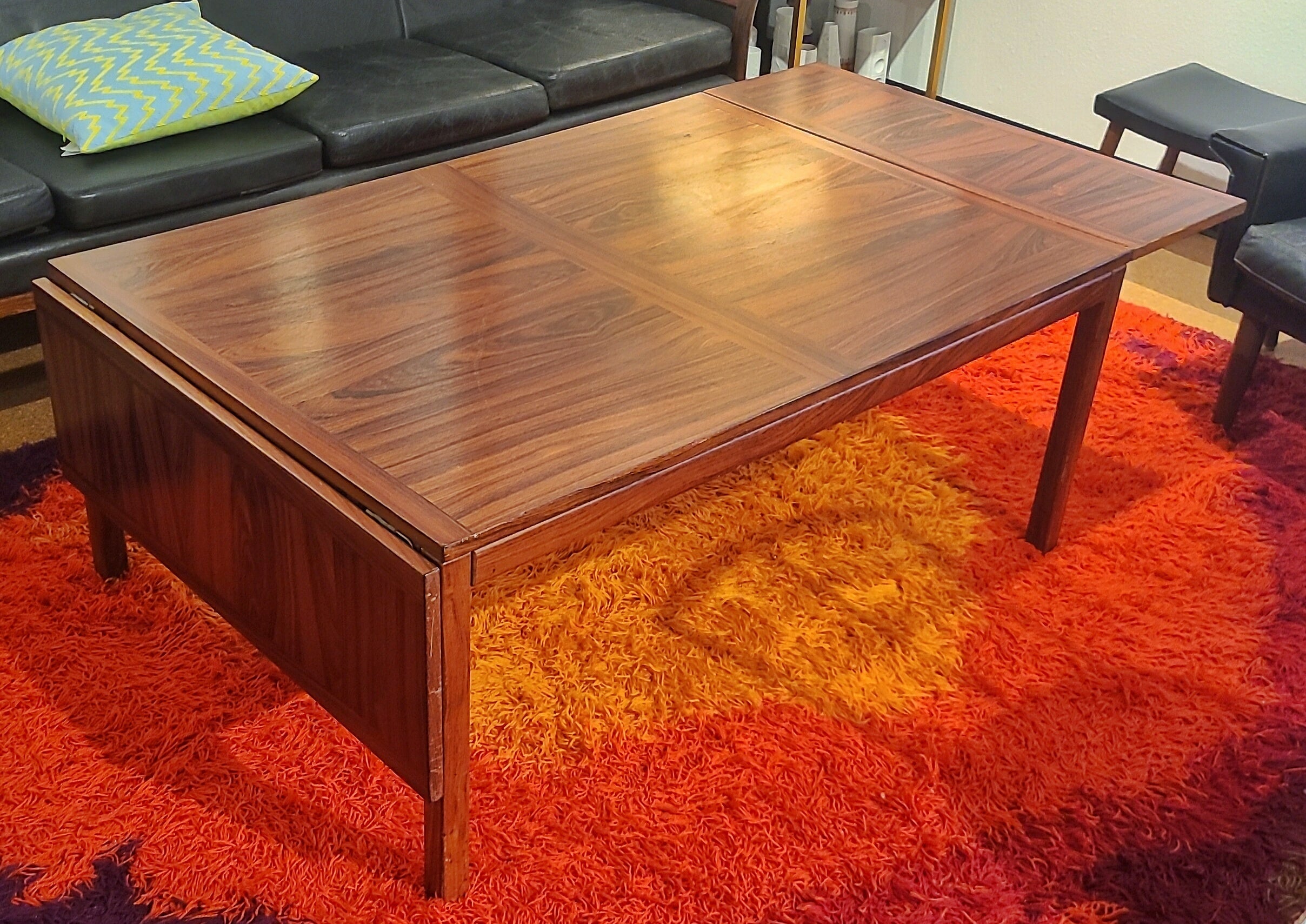 ROSEWOOD COCKTAIL TABLE BY HENNING KJÆRNULF FOR VEJLE STOLE & MØBELFABRIK