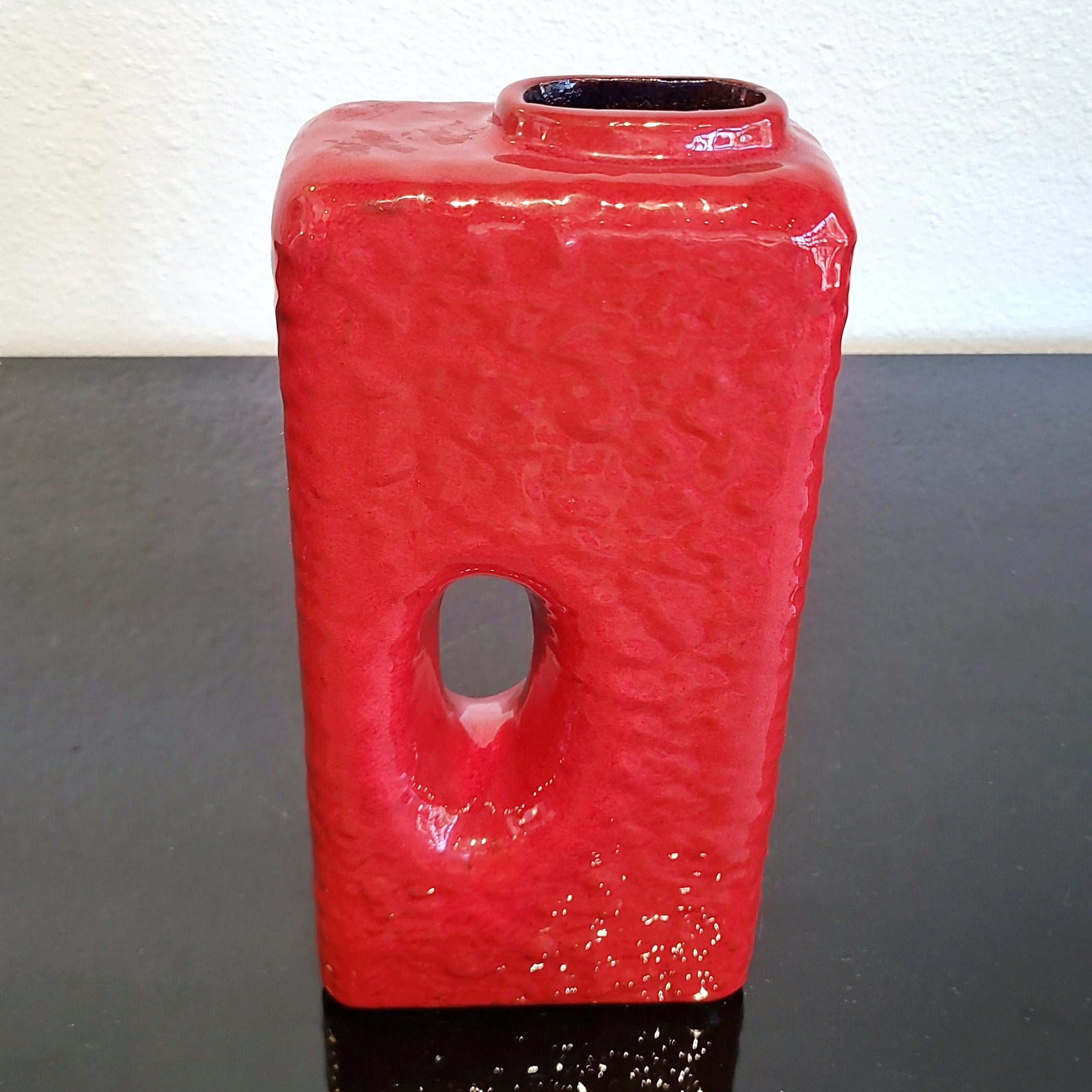 10-INCH MAREI CHIMNEY VASE Nr. 2004 (1970s)