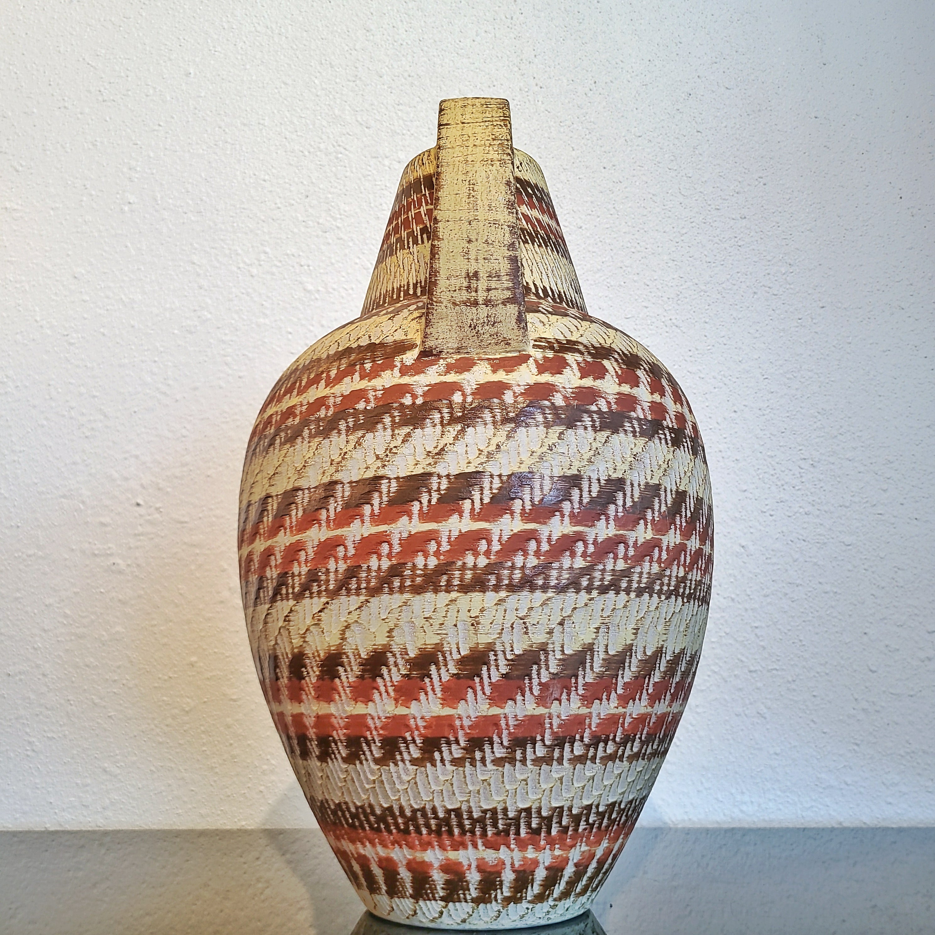 DÜMLER & BREIDEN  FAUX “KLINKER” FLOOR VASE (45 cm)