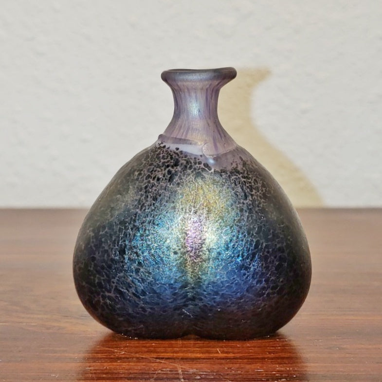 1970s BERTIL VALLIEN ‘VULCANO’ MINI VASE FOR KOSTA BODA (6 cm)