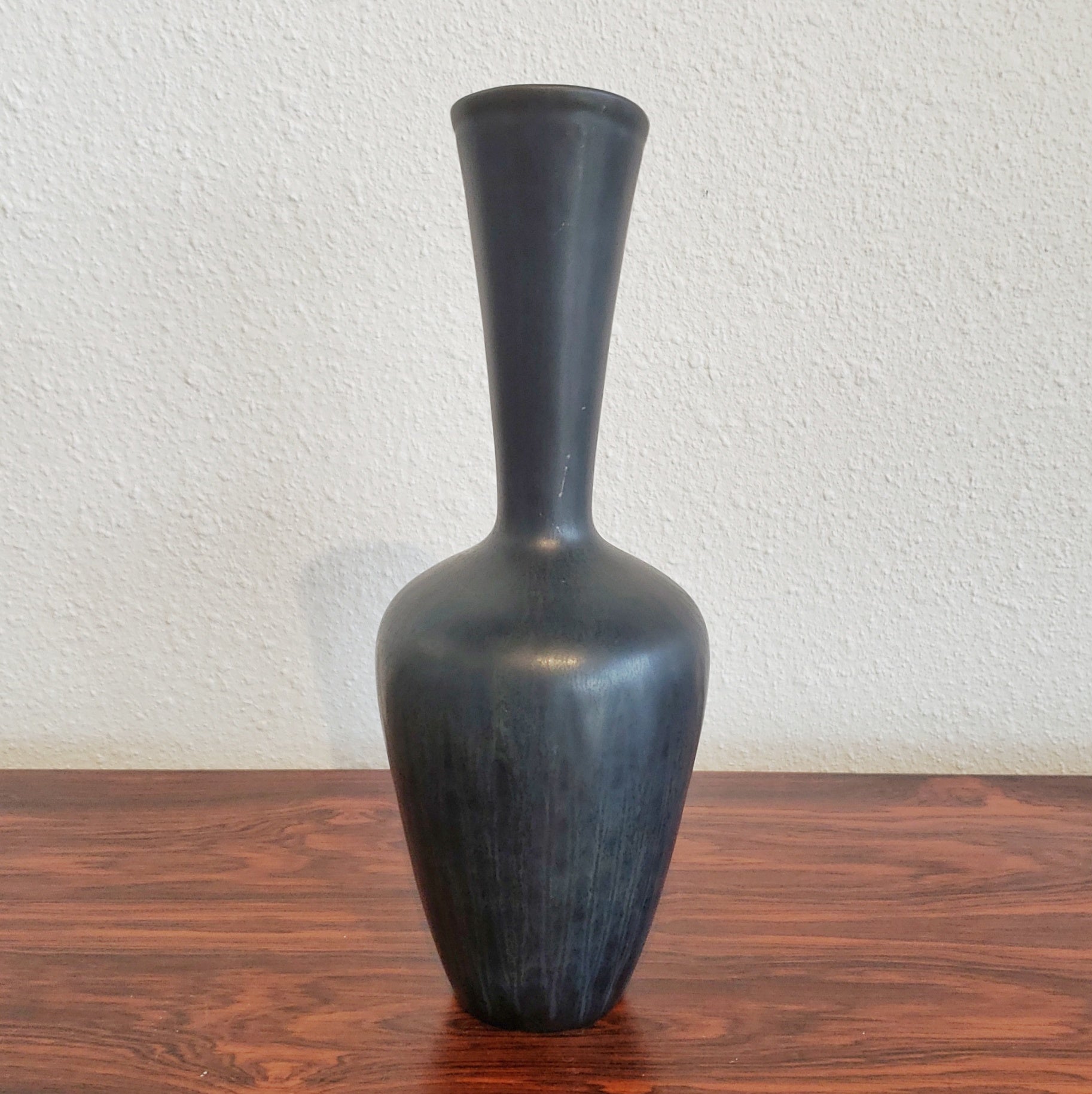 1950s GUNNAR NYLUND VASE MODEL ‘AXQ’ FOR RÖRSTRAND (27.5 cm)