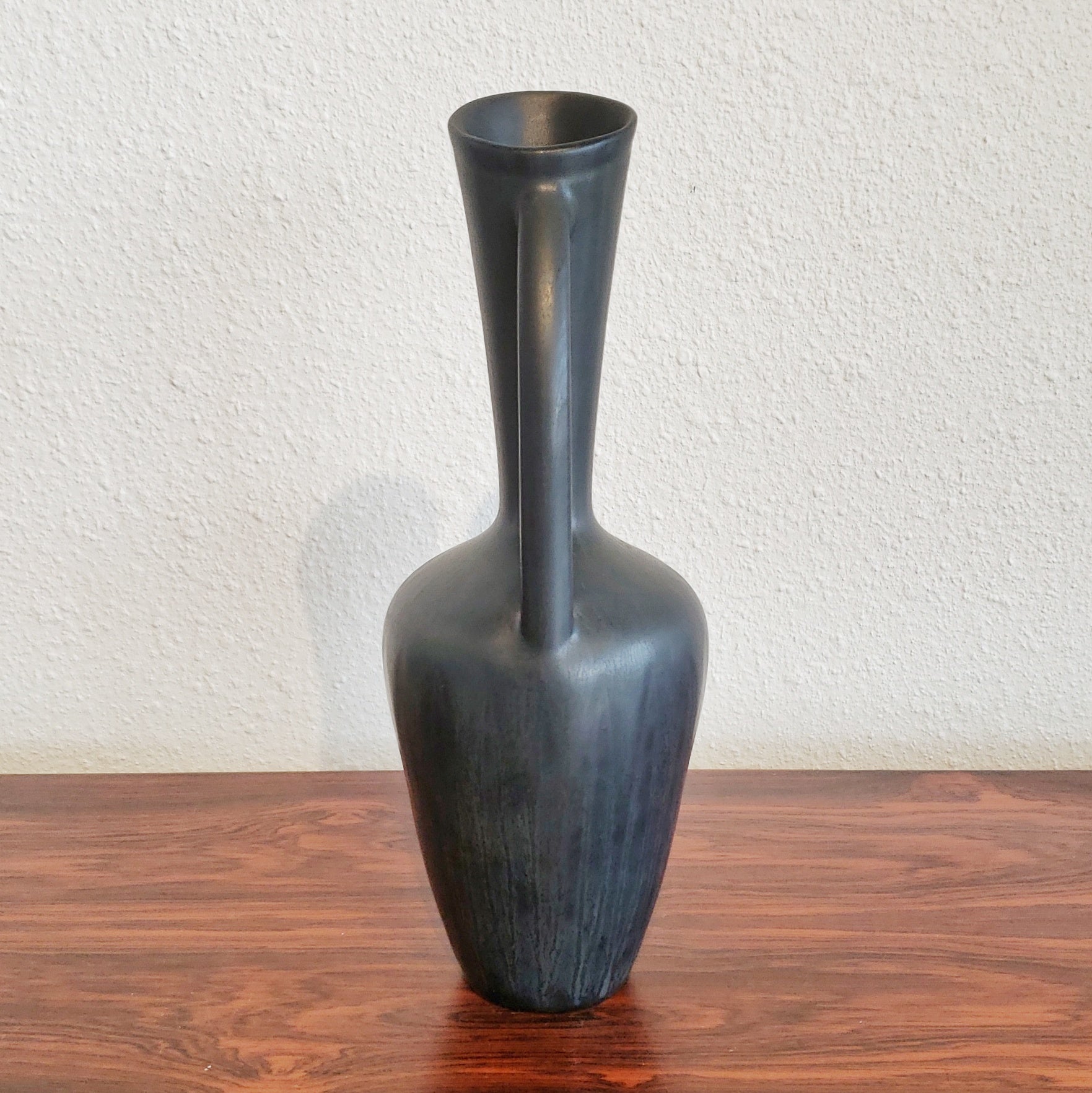 1950s GUNNAR NYLUND VASE MODEL ‘AXQ’ FOR RÖRSTRAND (27.5 cm)