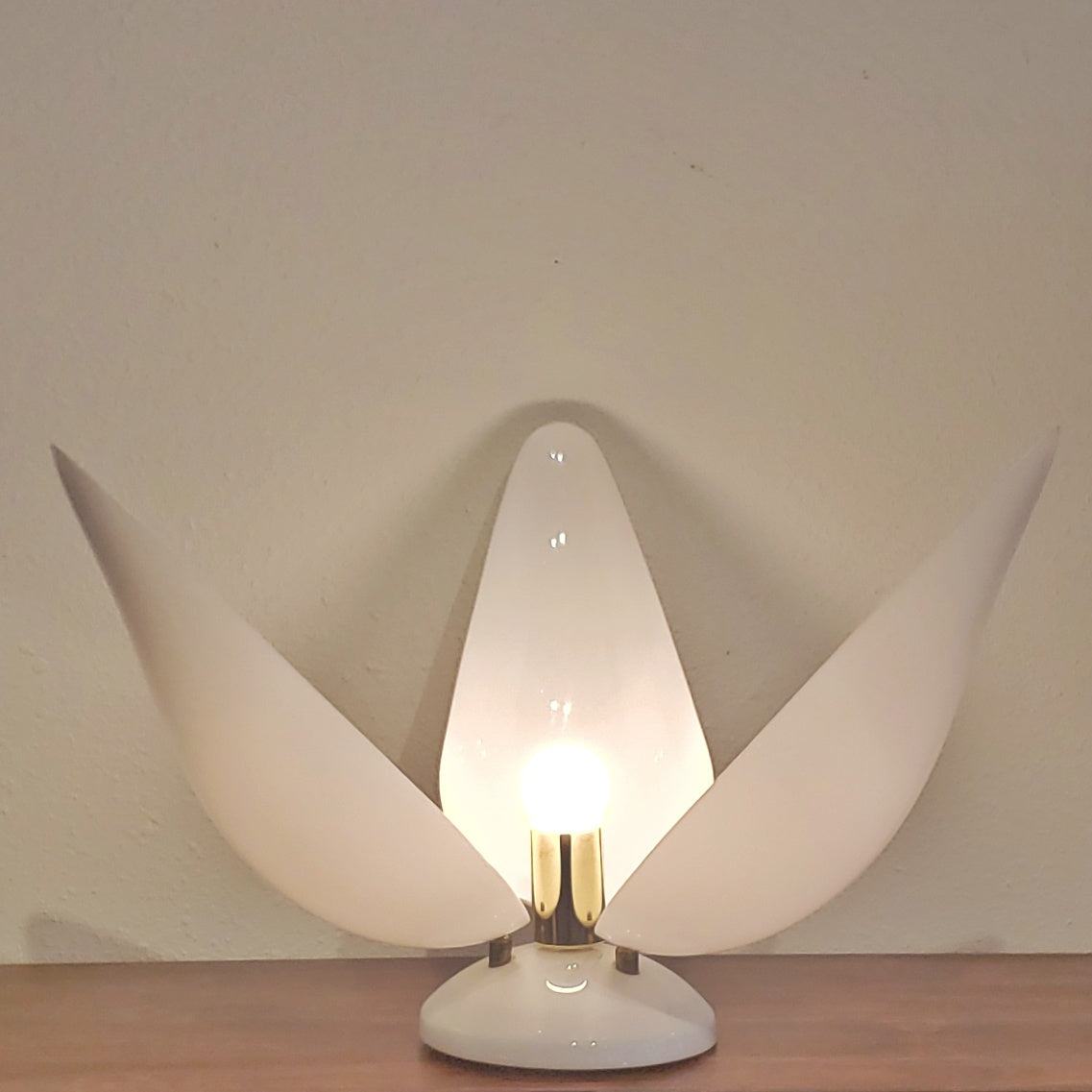 MAURICE CHALVIGNAC “TULIP” TABLE LAMP FOR ROUGIER OF CANADA