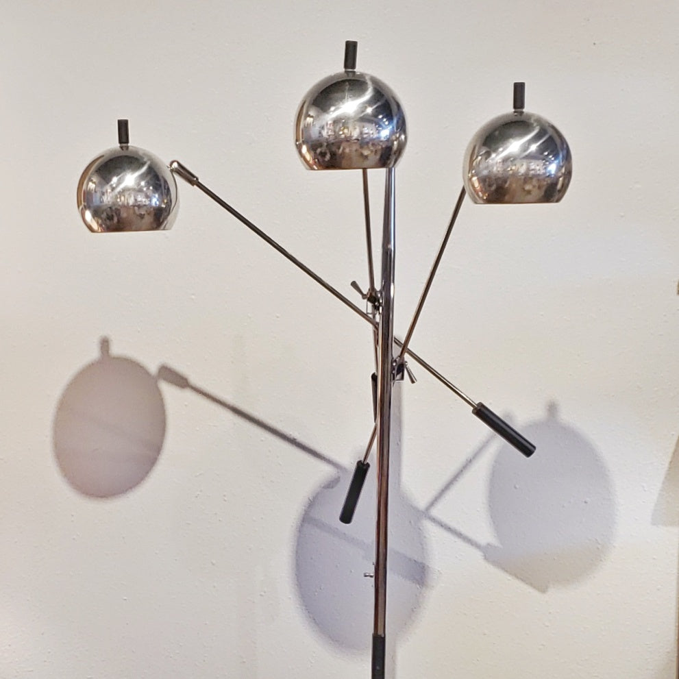 ROBERT SONNEMAN TRIENNALE STYLE CHROME FLOOR LAMP