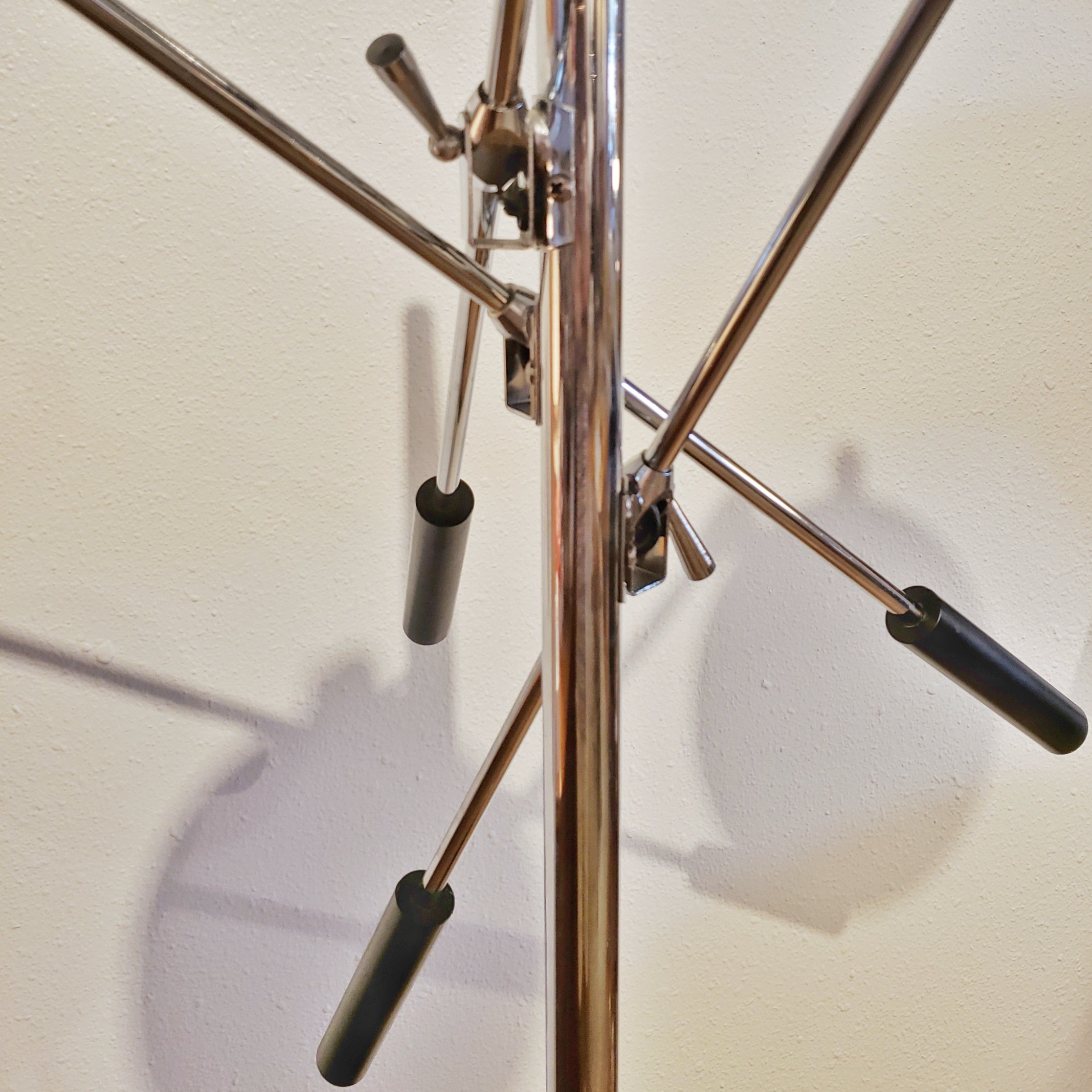 ROBERT SONNEMAN TRIENNALE STYLE CHROME FLOOR LAMP