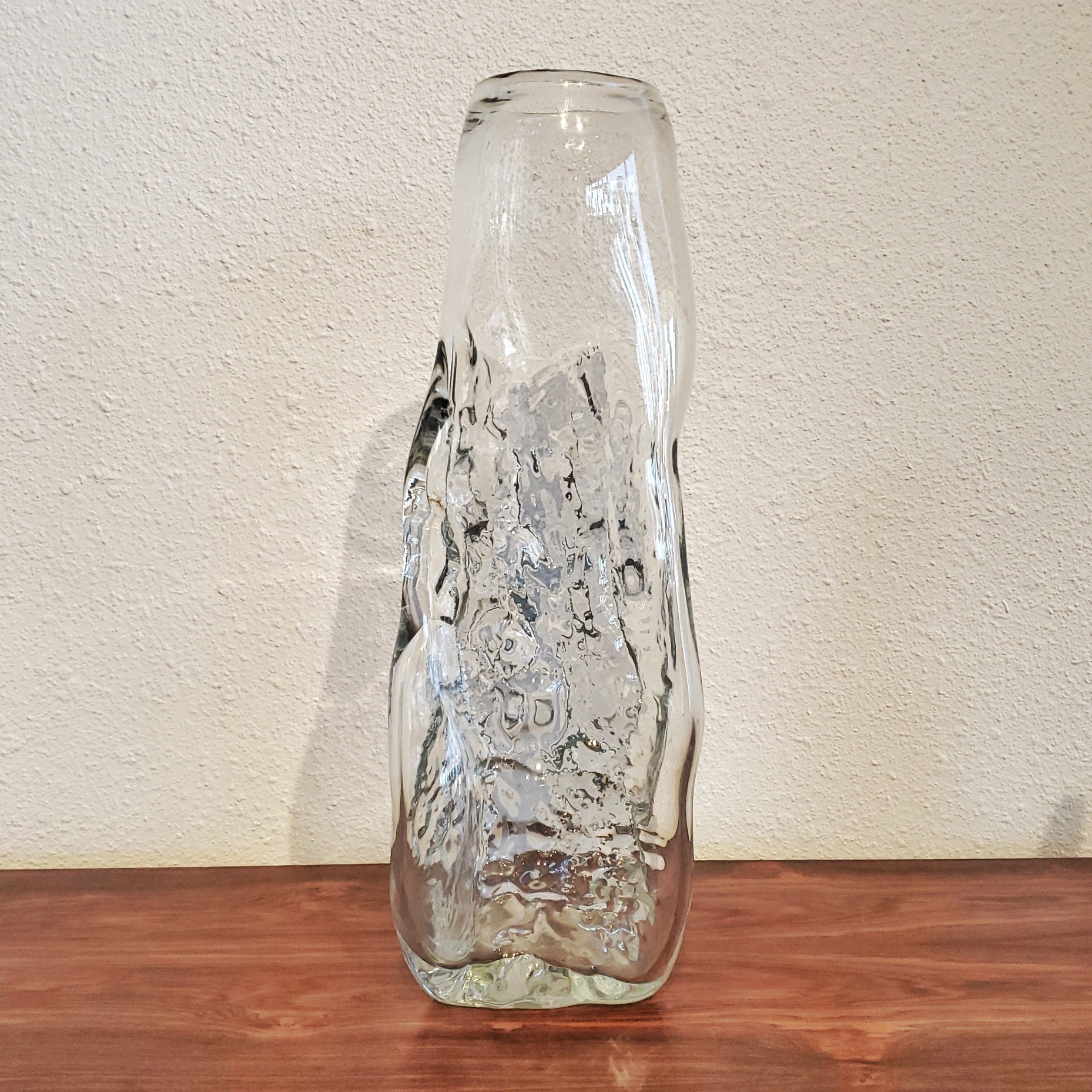 DON SHEPHERD ‘GLASS AMERICA’ VASE (PRE BLENKO)