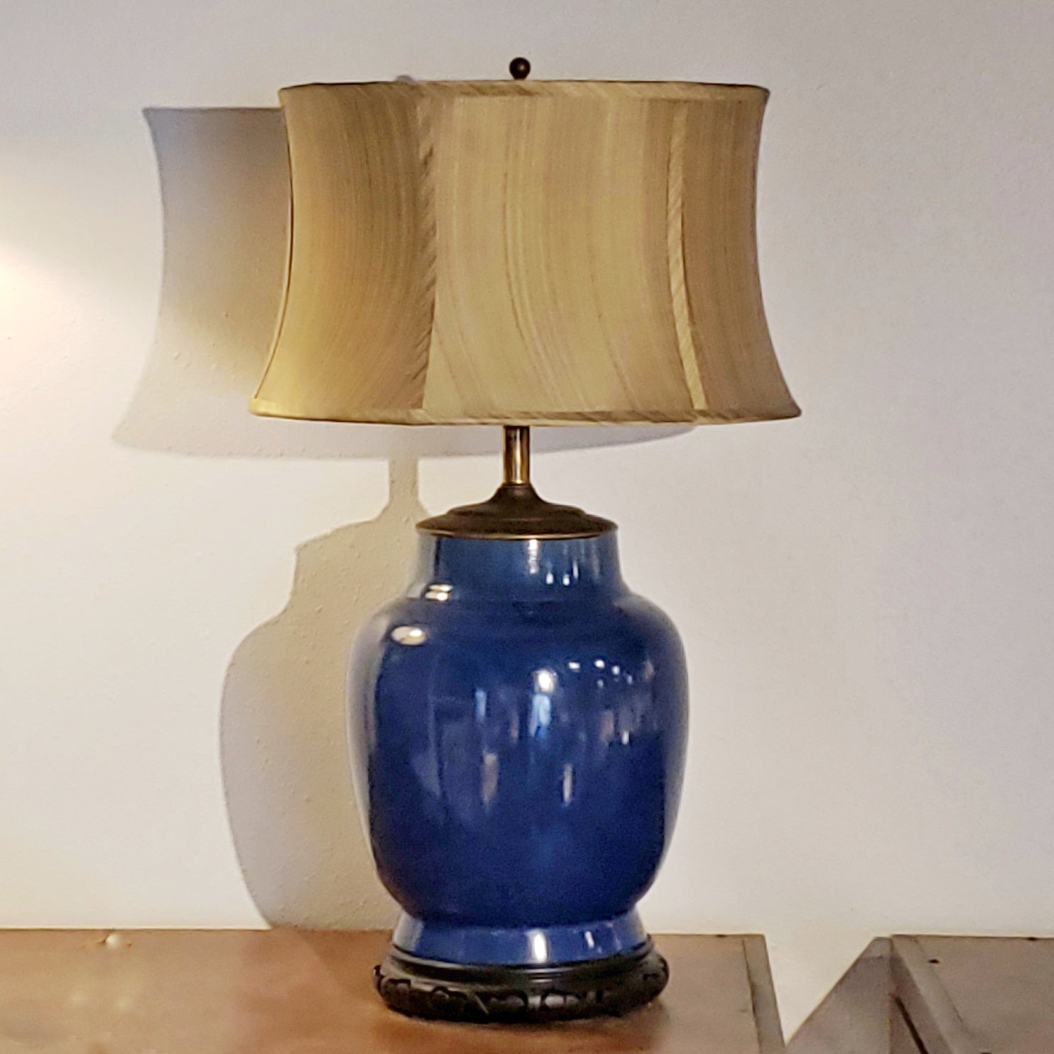 HOLLYWOOD REGENCY GINGER JAR CERAMIC LAMP