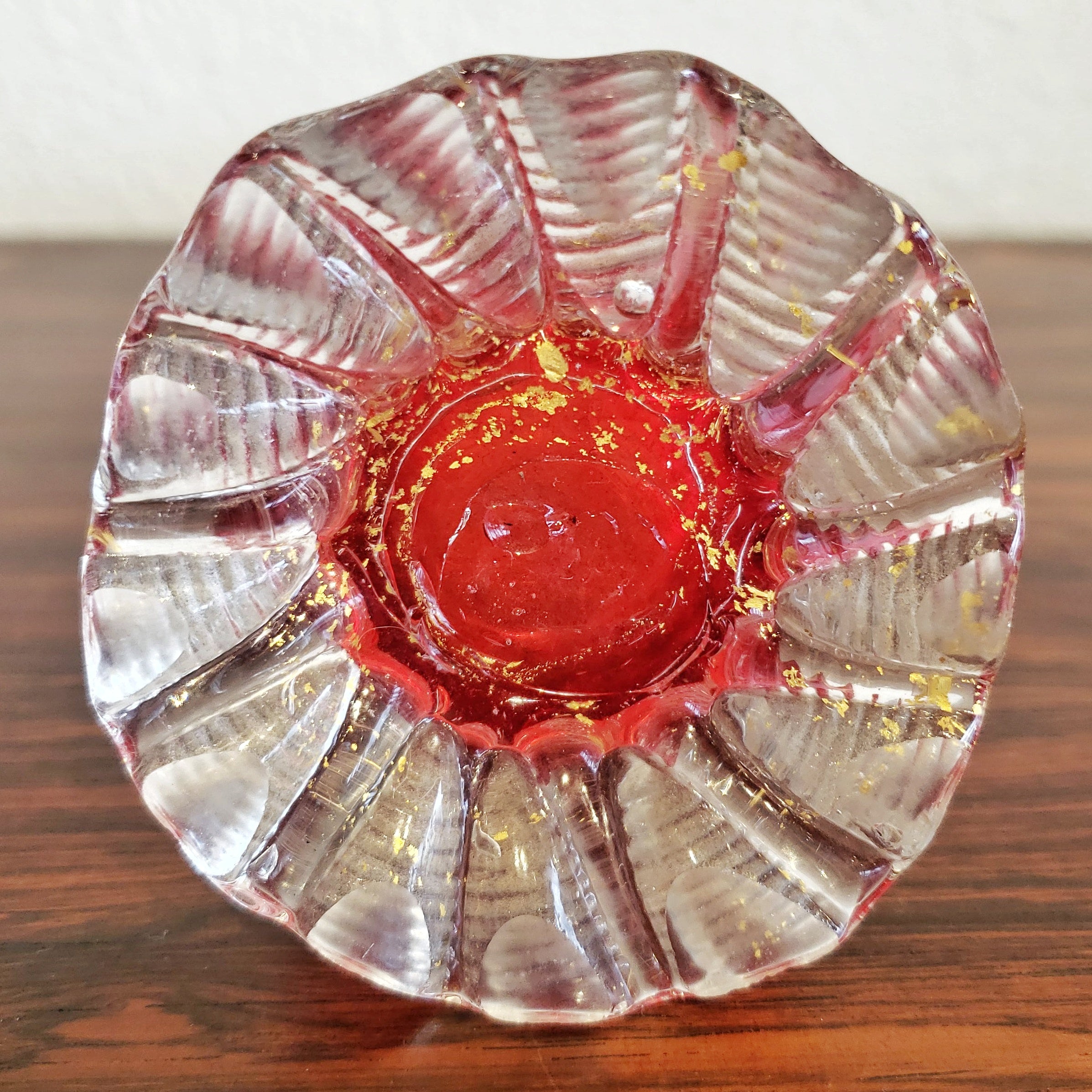 BAROVIER AND TOSO CARNELIAN RED MURANO GLASS VASE