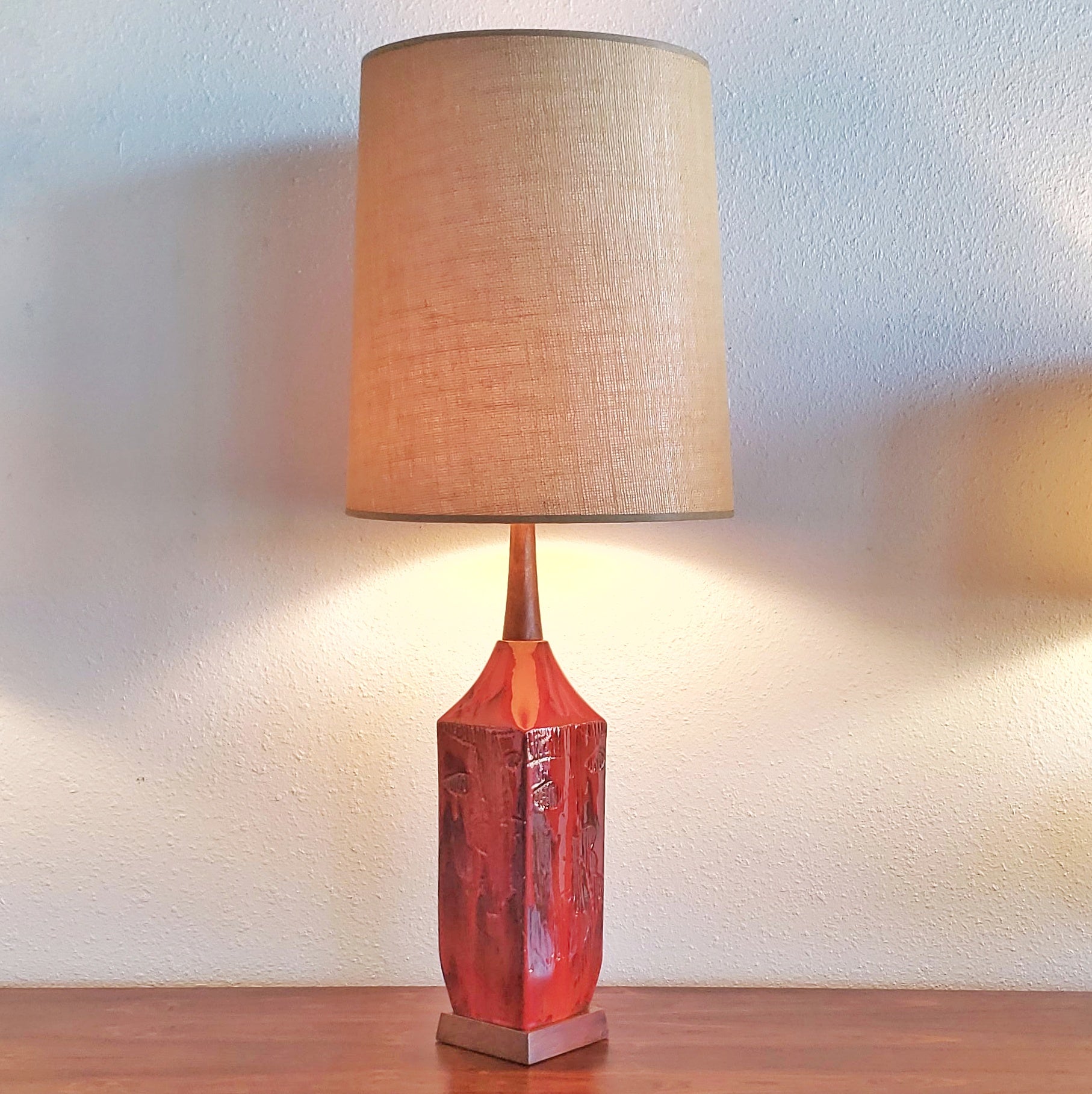 CANADIAN STUDIO POTTERY TABLE LAMP (UNSIGNED)