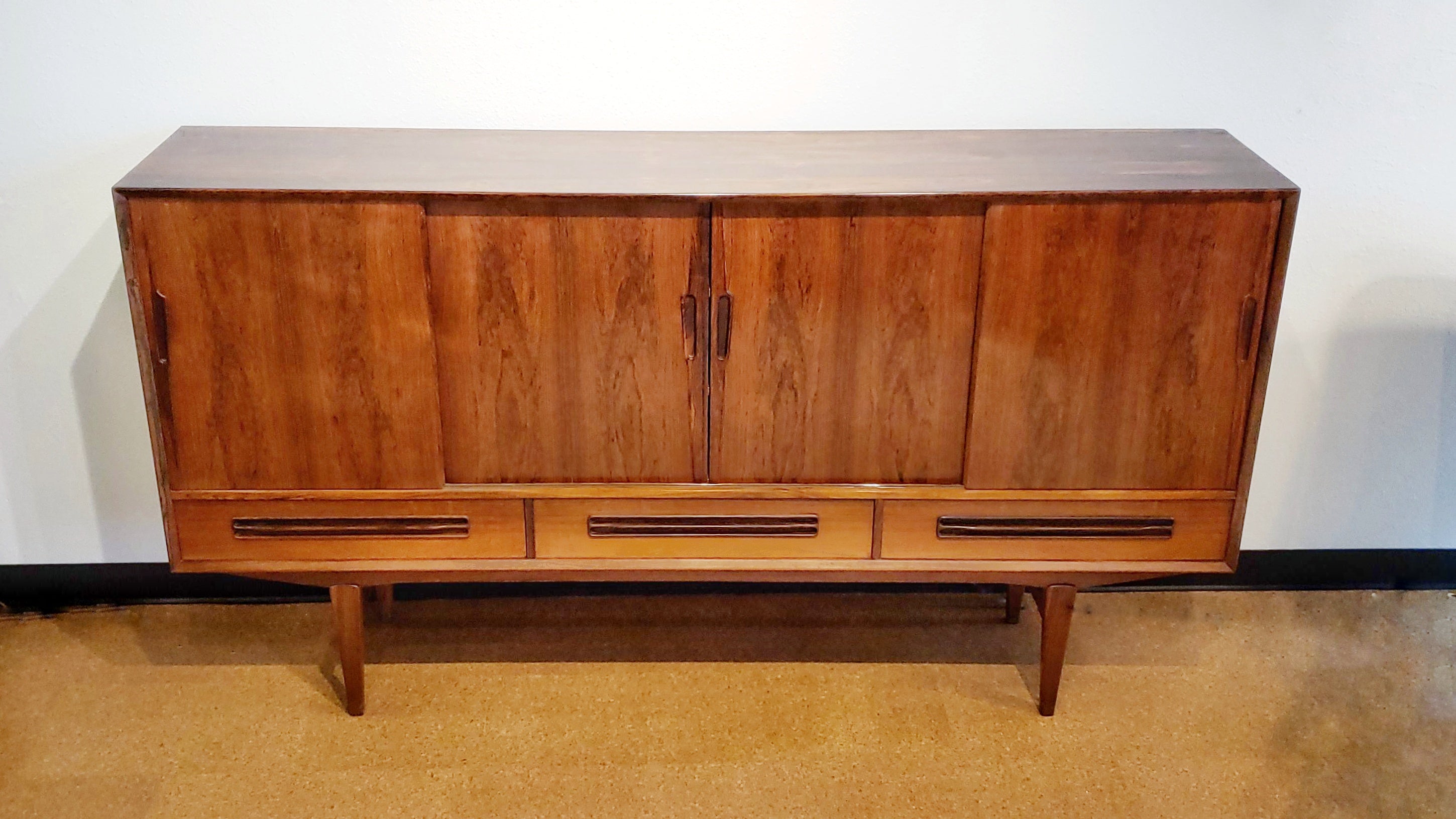 OMANN JUN MØBELFABRIK SIDEBOARD OR CREDENZA