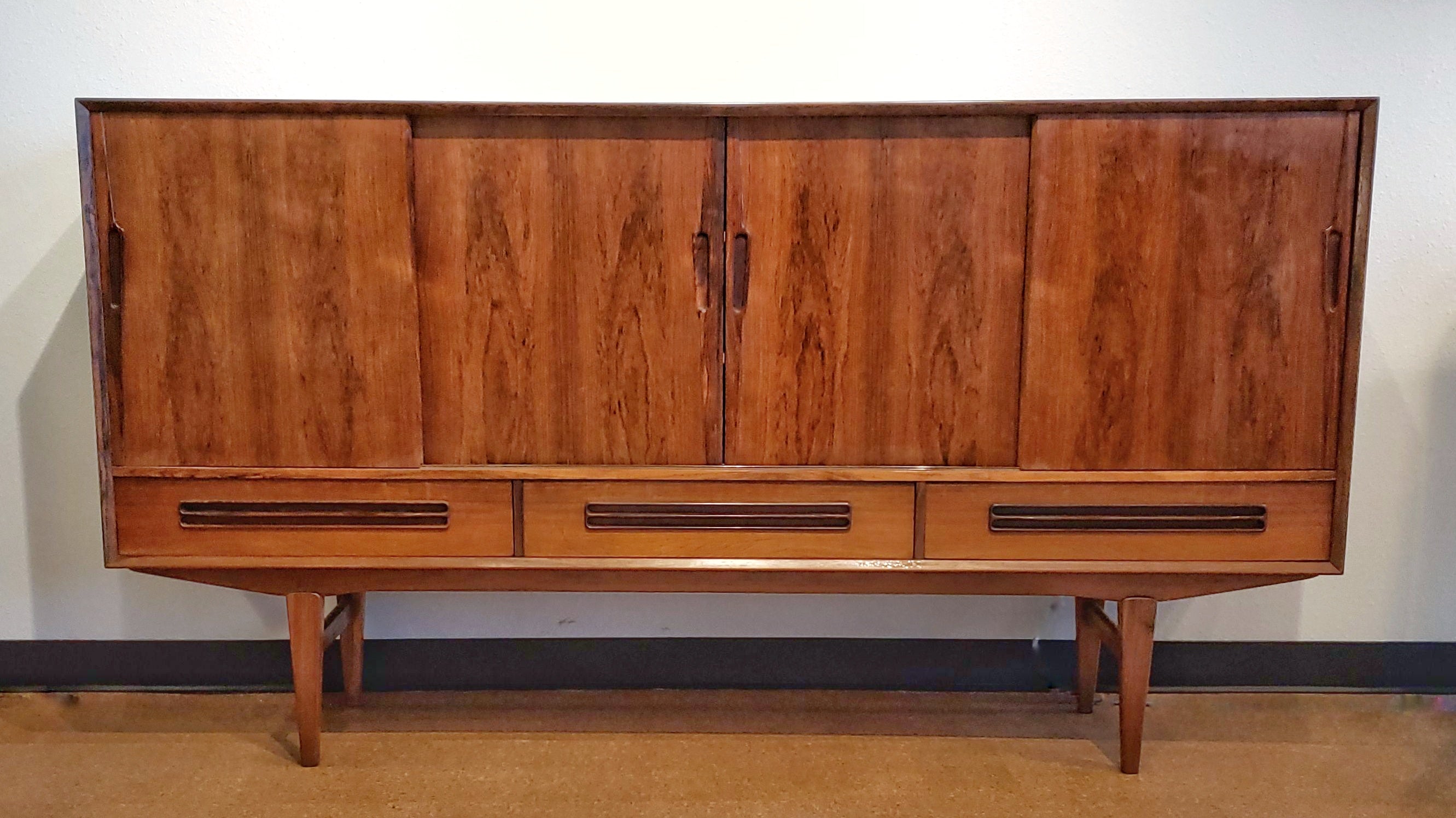 OMANN JUN MØBELFABRIK SIDEBOARD OR CREDENZA