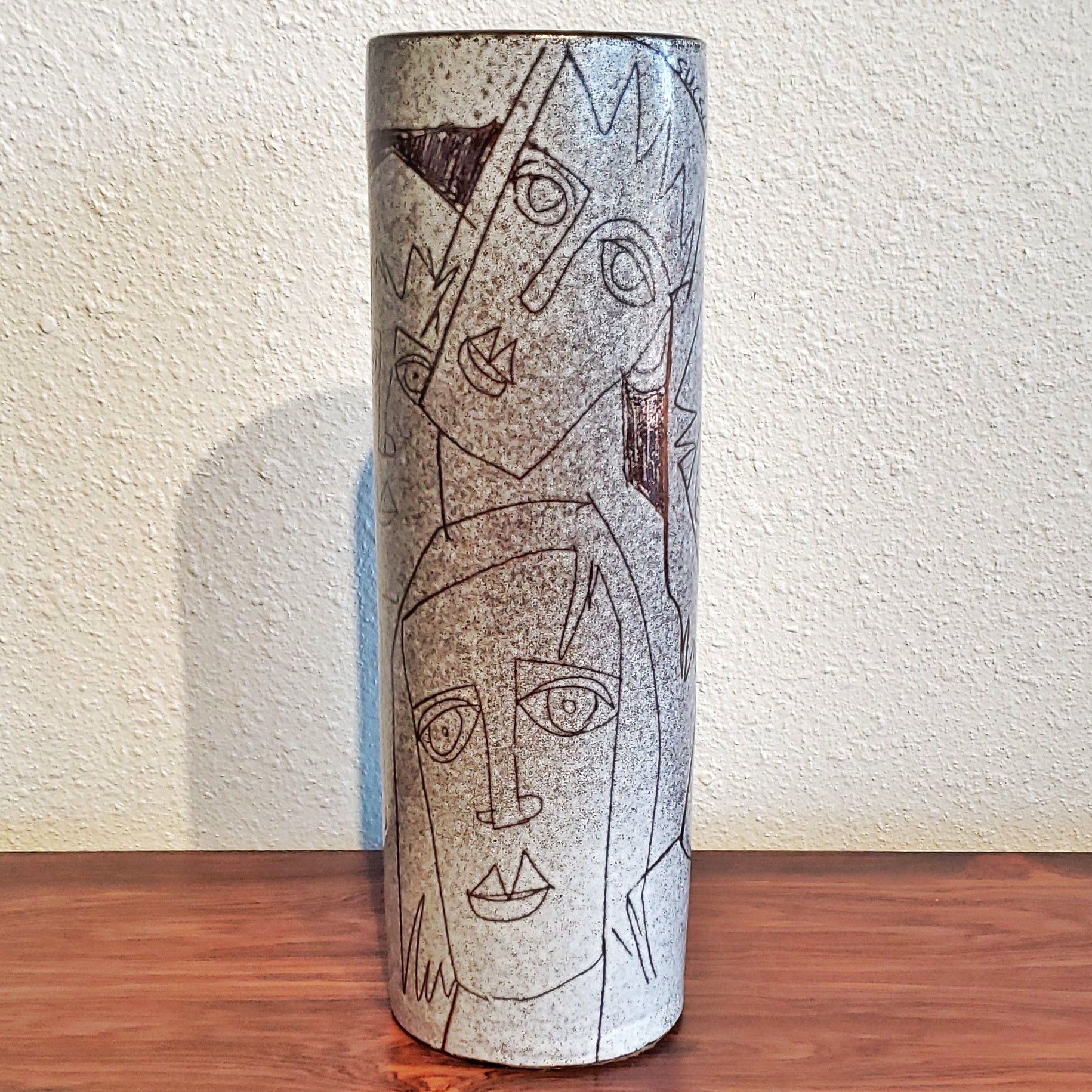 CHARLES SUCSAN STUDIO CYLINDER VASE (33 cm; CANADA)