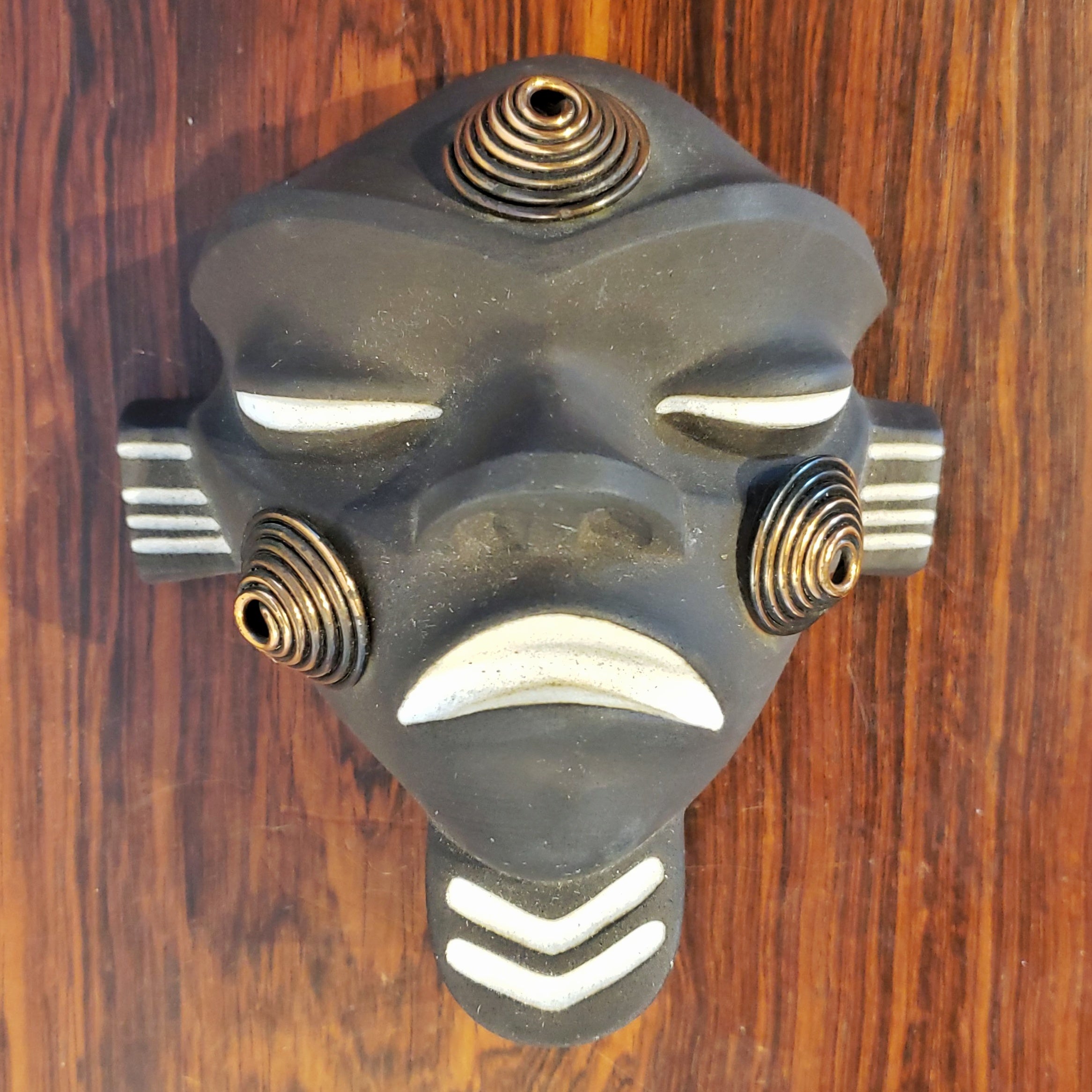 JAAP RAVELLI STYLIZED AFRICAN WALL HANGER (c. 1950s)