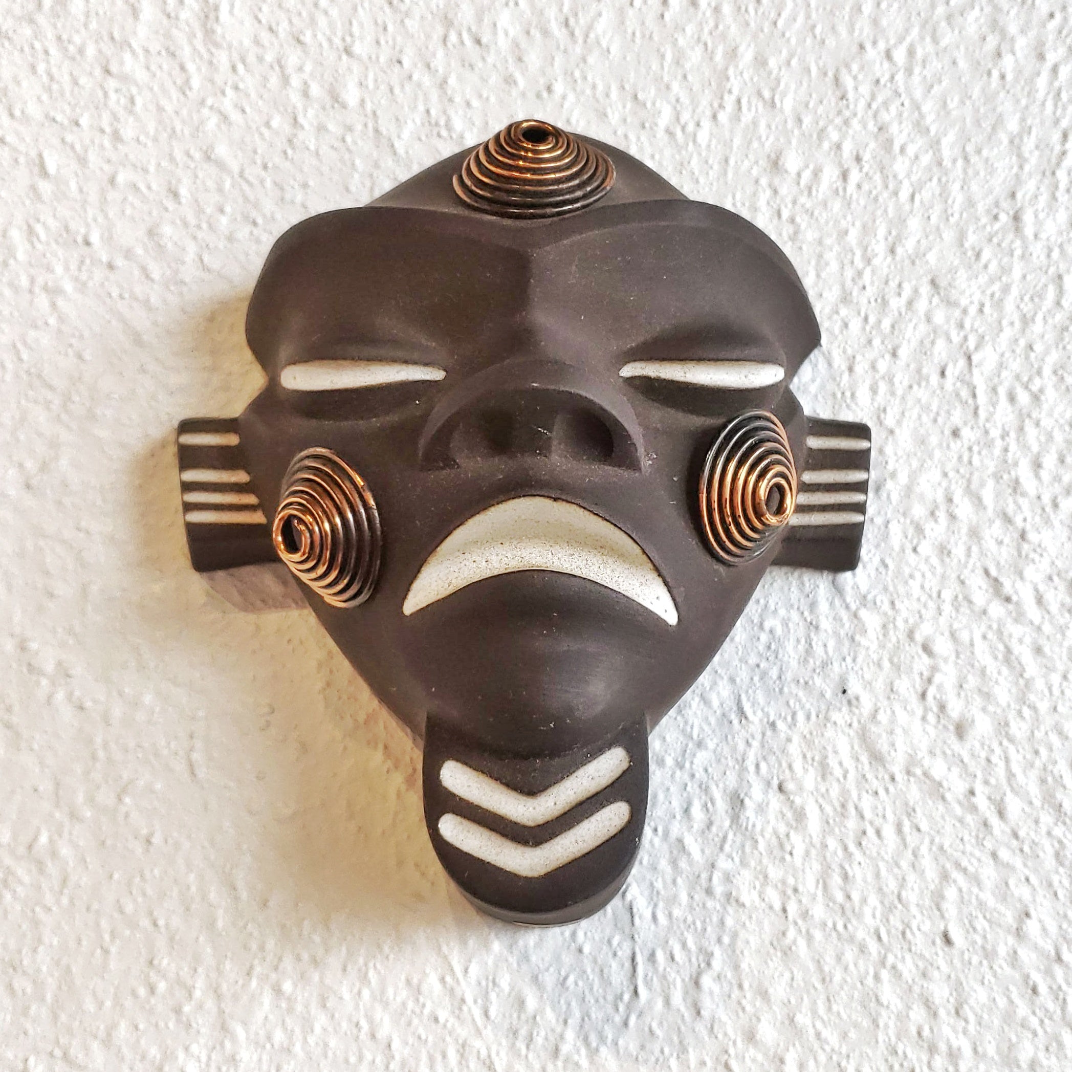 JAAP RAVELLI STYLIZED AFRICAN WALL HANGER (c. 1950s)