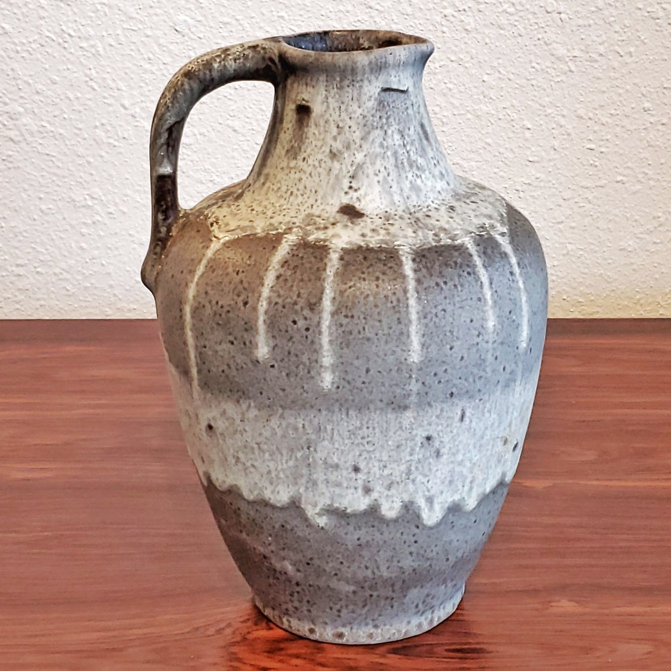 GRAY EMONS & SÖHNE KERAMIK LAVA GLAZE JUG VASE