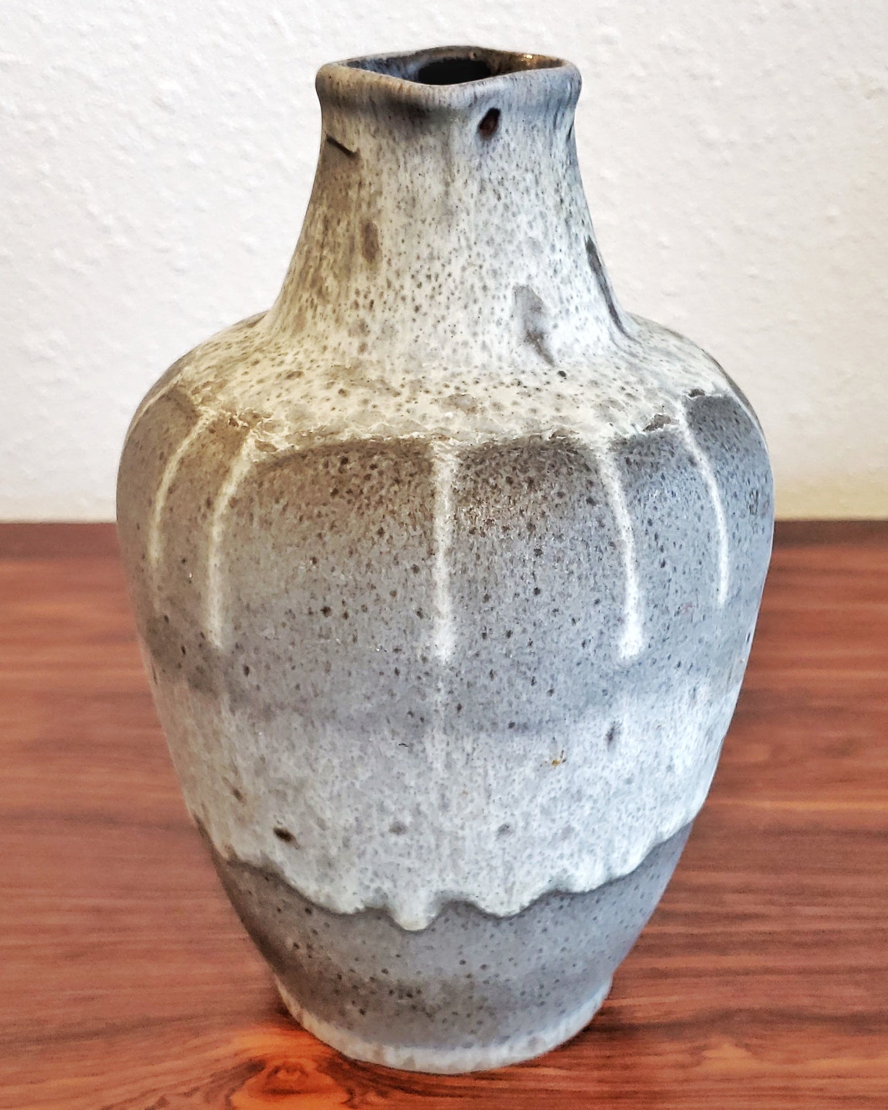 GRAY EMONS & SÖHNE KERAMIK LAVA GLAZE JUG VASE