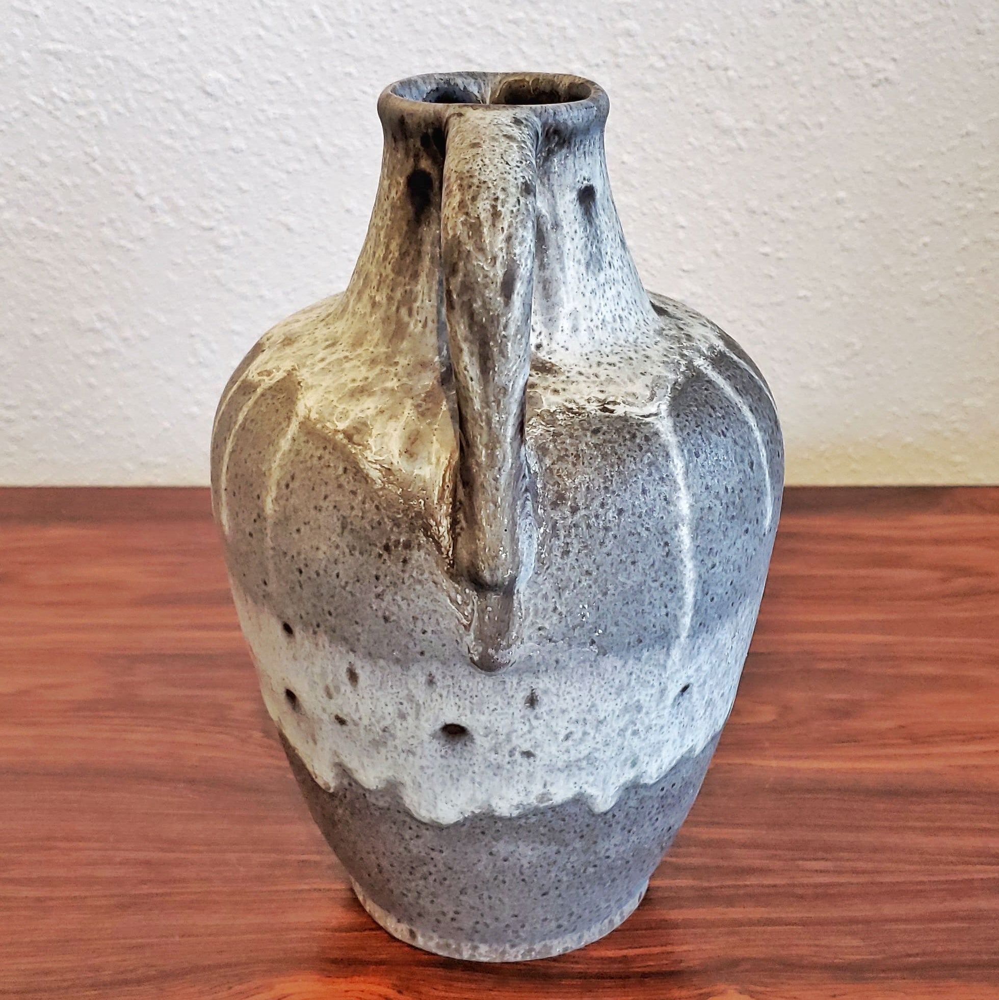 GRAY EMONS & SÖHNE KERAMIK LAVA GLAZE JUG VASE