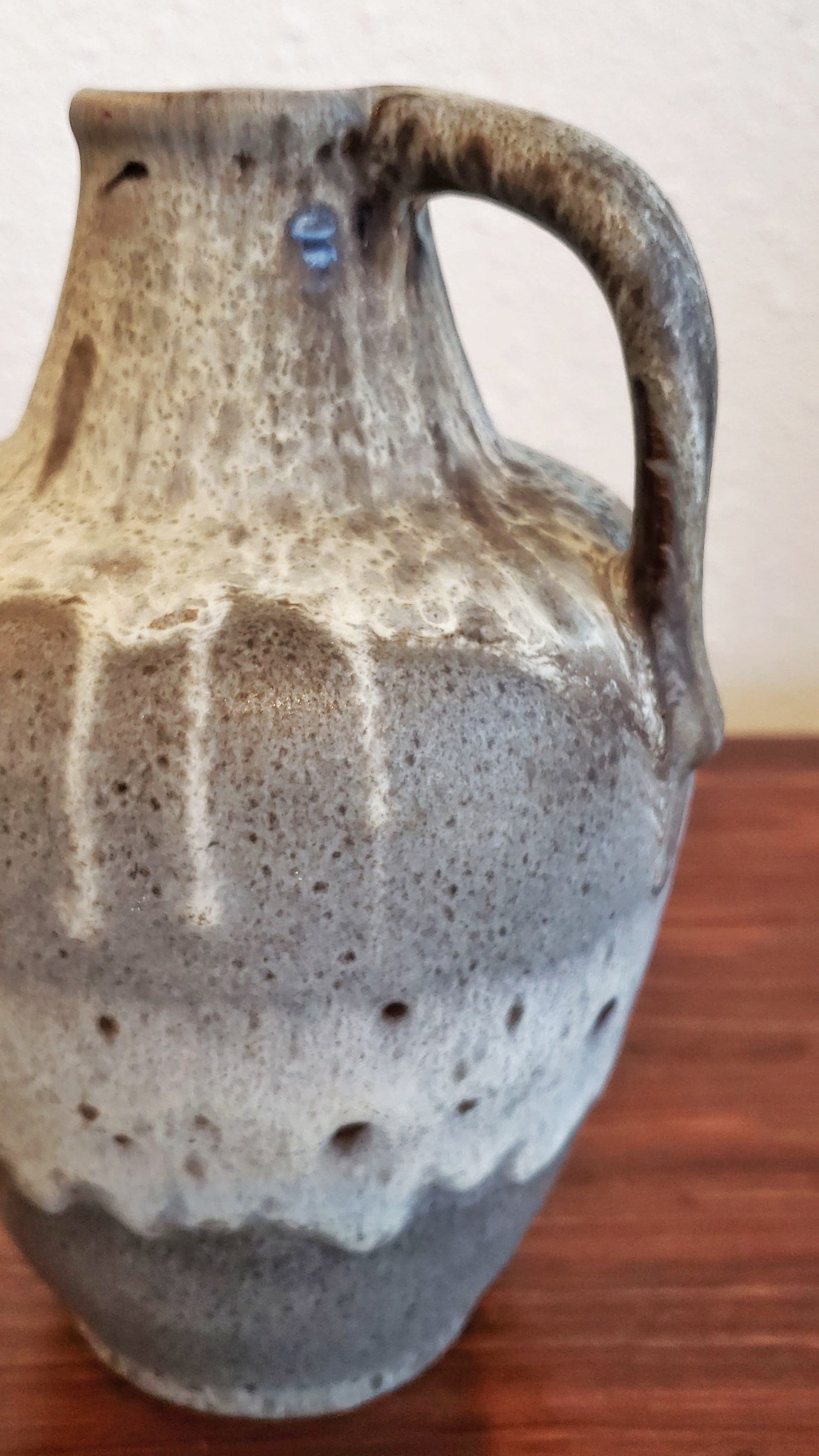 GRAY EMONS & SÖHNE KERAMIK LAVA GLAZE JUG VASE