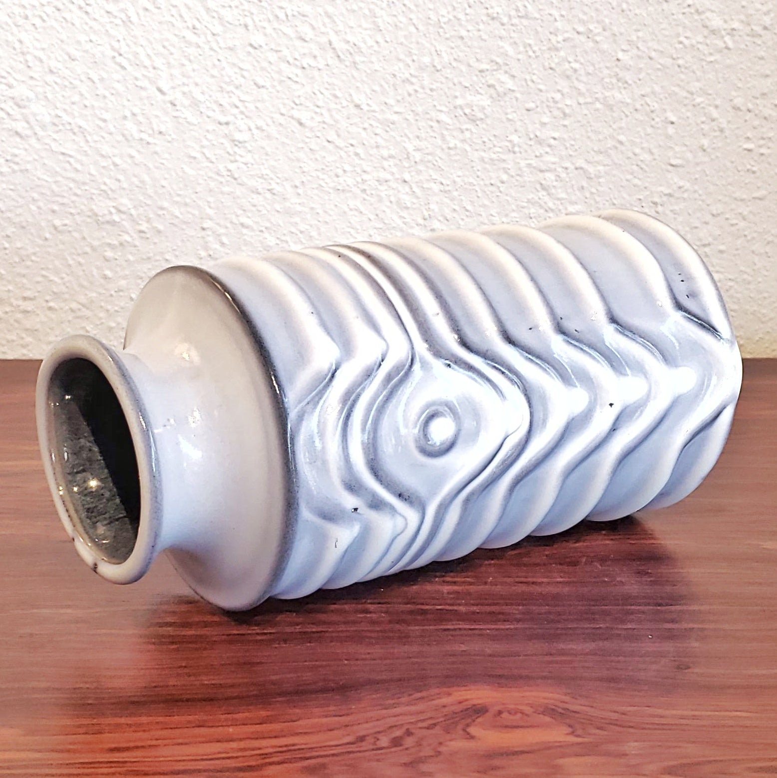 RARE CARI ZALLONI FOR STEULER KERAMIK ‘ZYKLON’ VASE Nr. 405/20