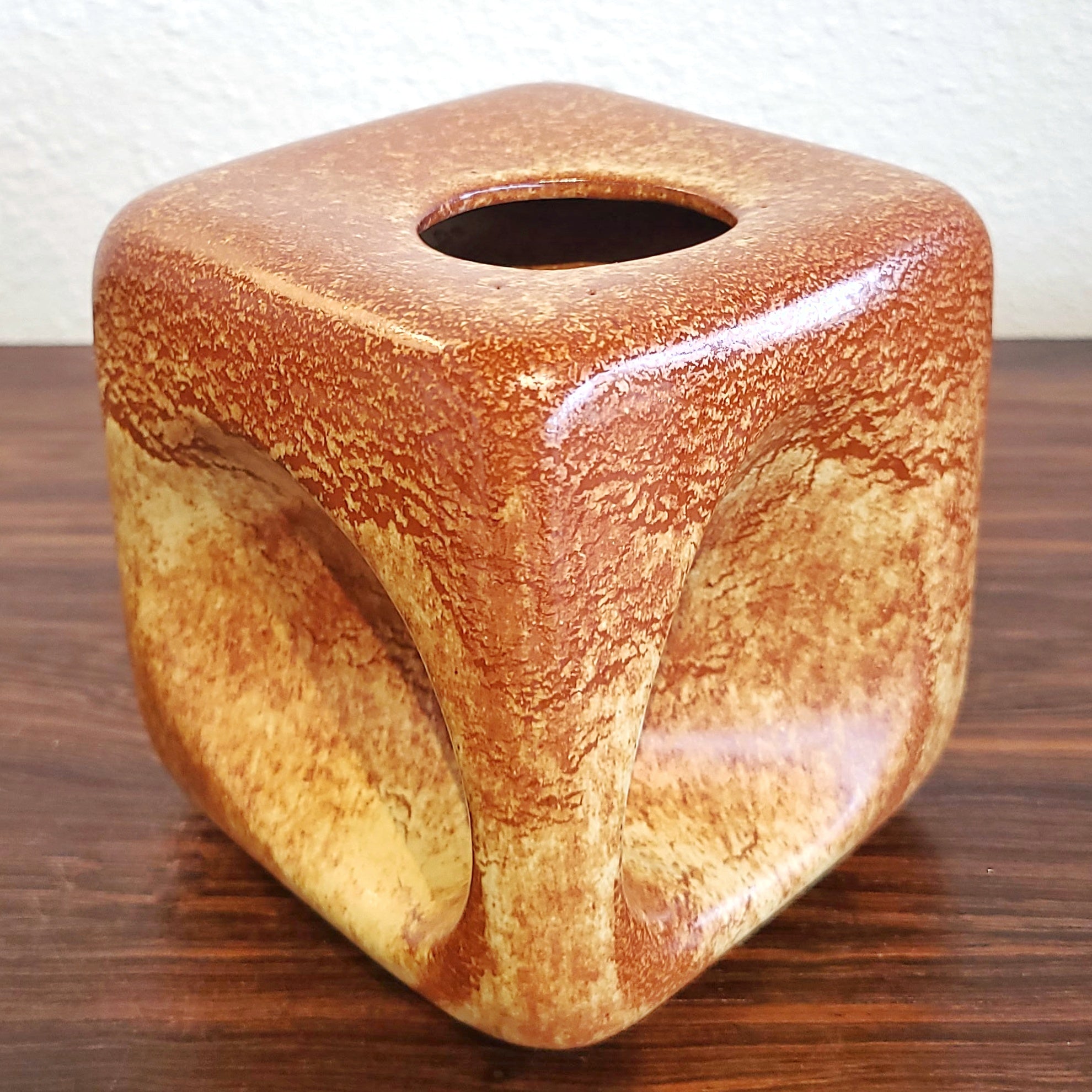 BERTONCELLO CUBE VASE