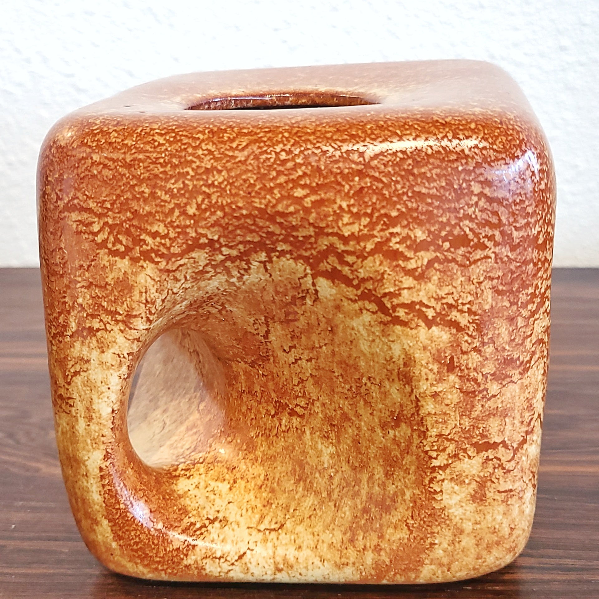 BERTONCELLO CUBE VASE